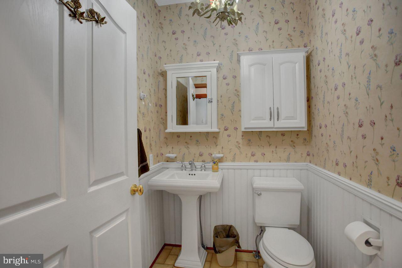 GUILFORD HILLS EAST - Residential