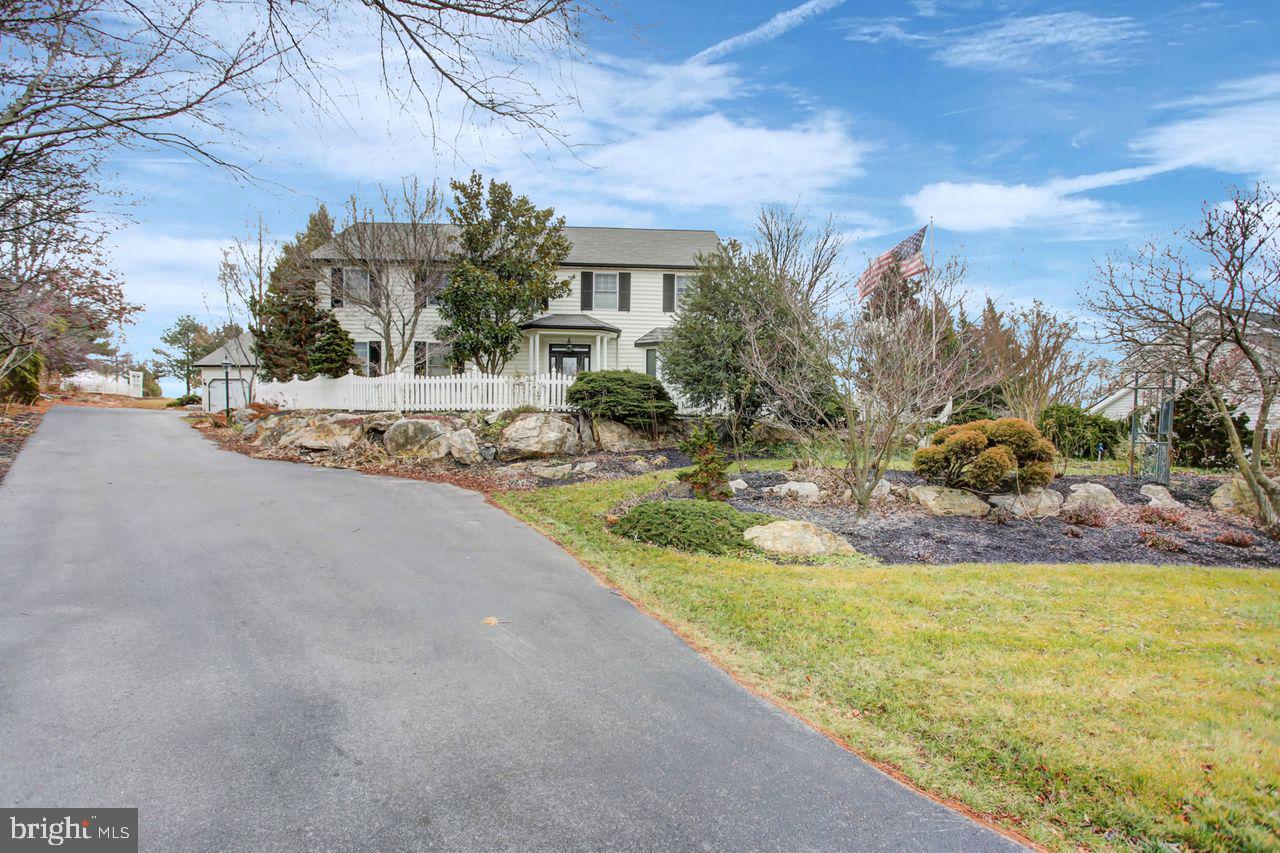 GUILFORD HILLS EAST - Residential