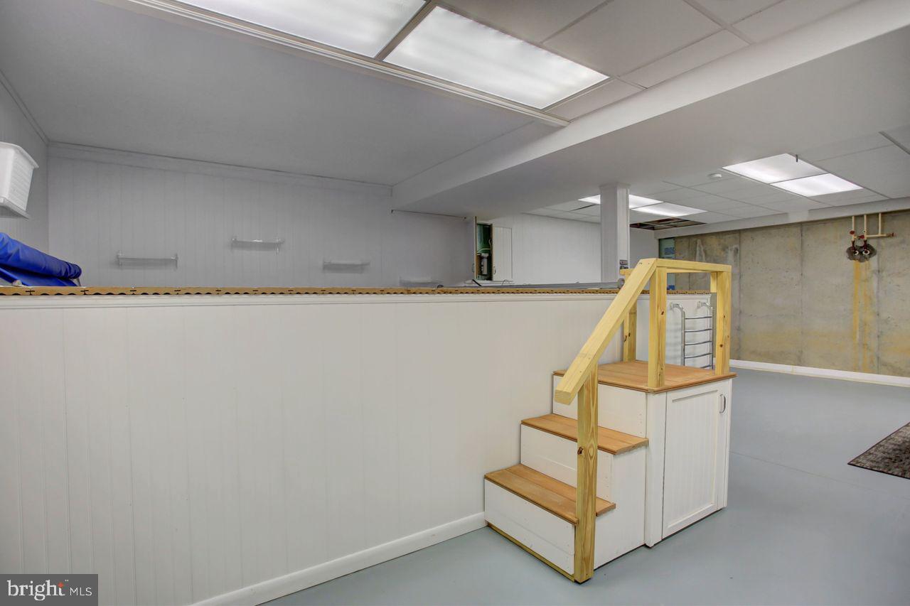 GUILFORD HILLS EAST - Residential