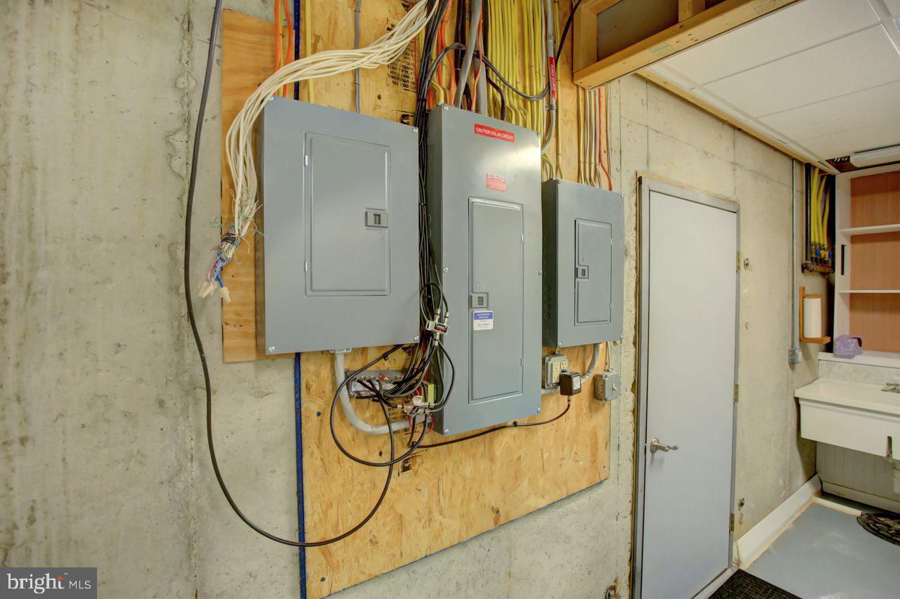 GUILFORD HILLS EAST - Residential