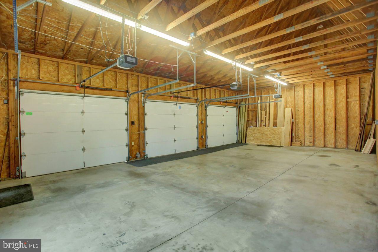 GUILFORD HILLS EAST - Residential