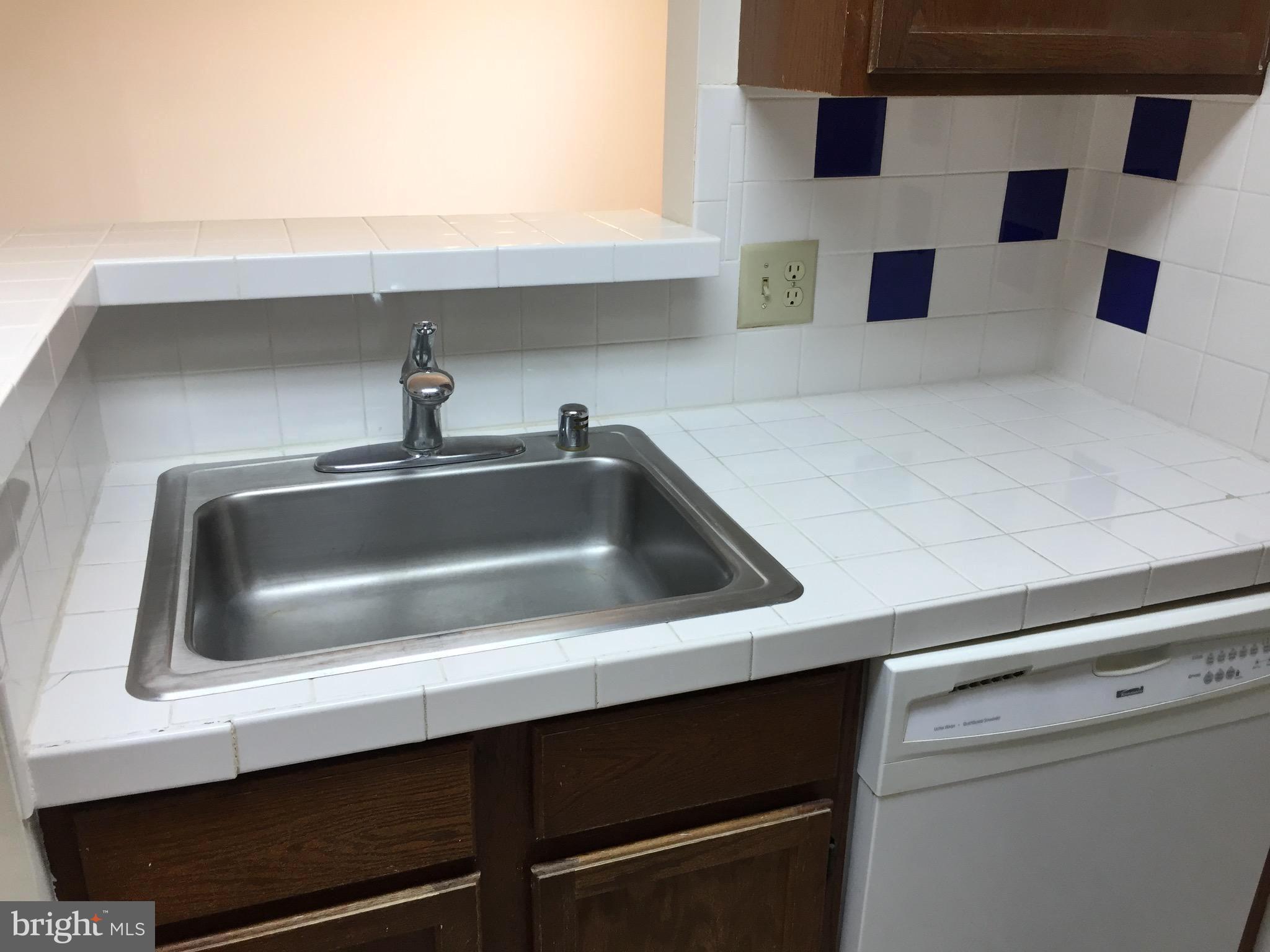 MALLARD'S LANDING - Residential