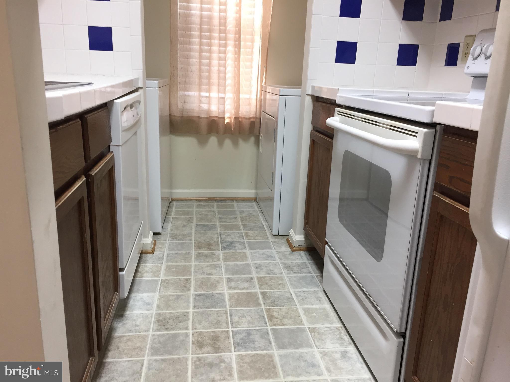 MALLARD'S LANDING - Residential