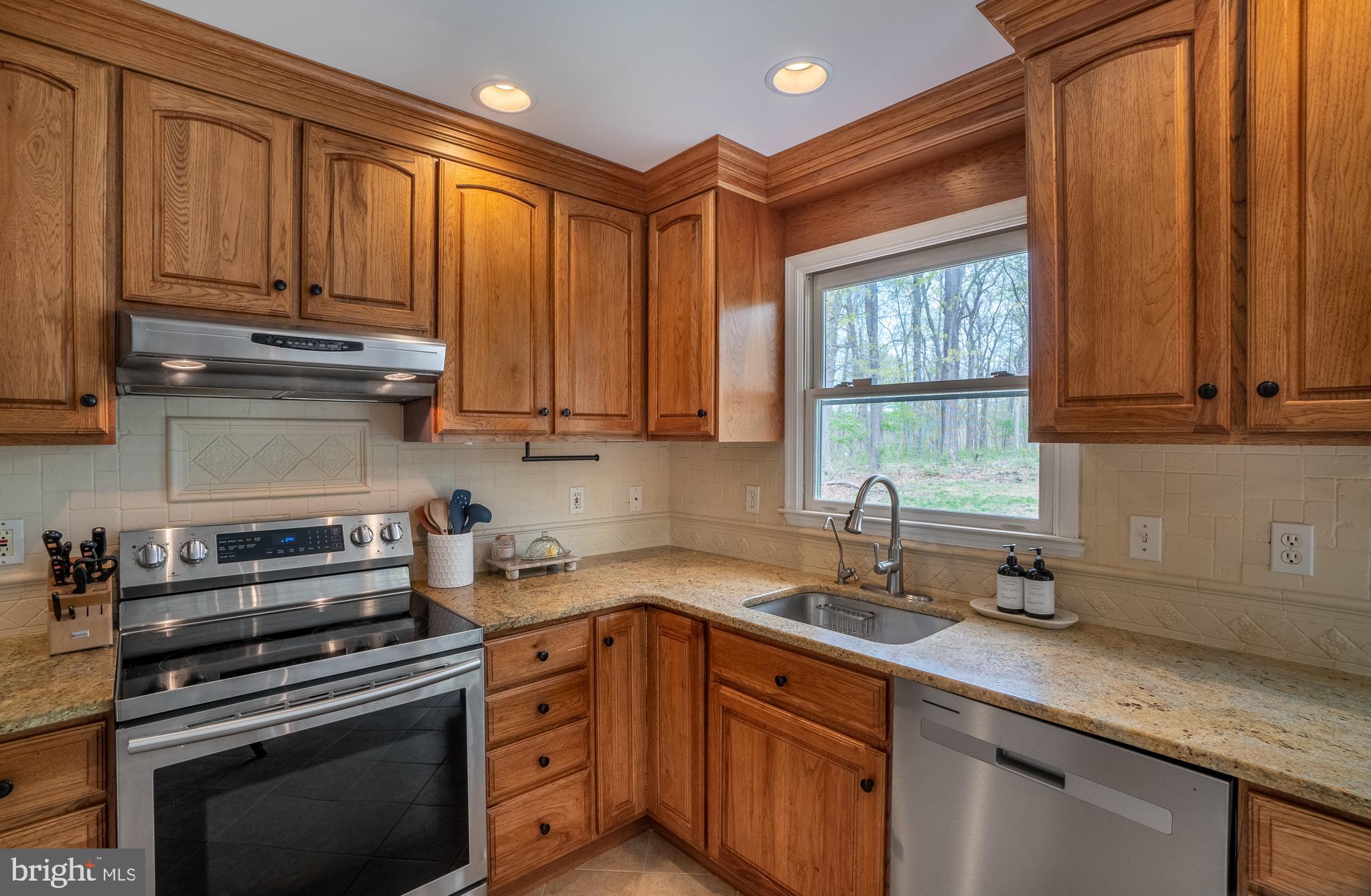 BLACK HORSE FARMS - Residential