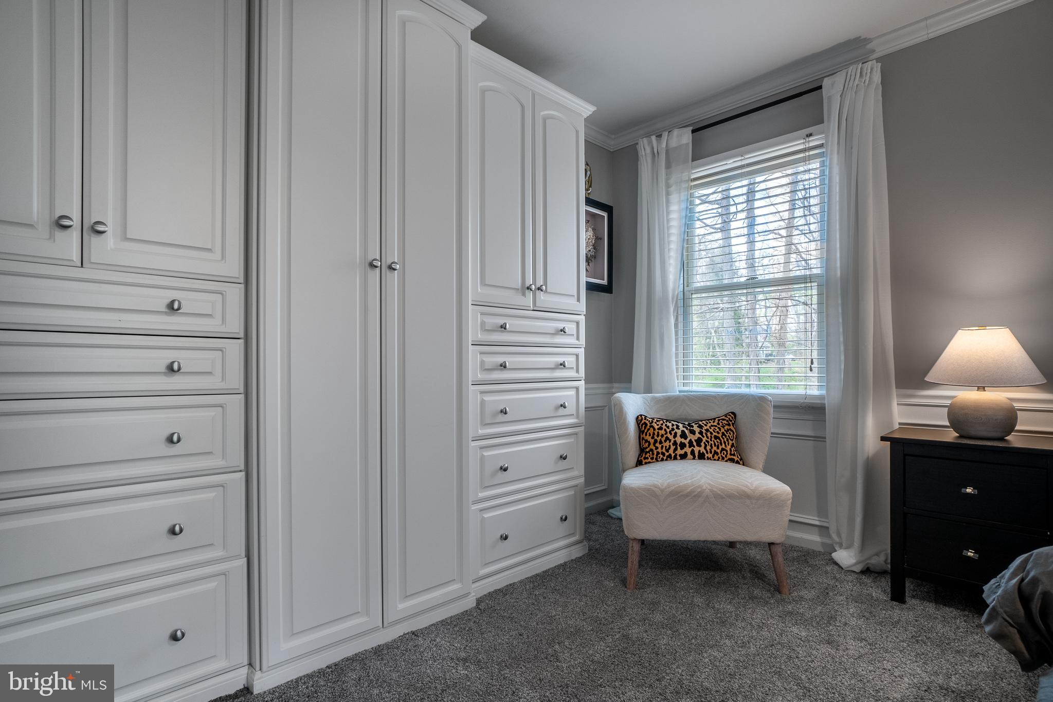 BLACK HORSE FARMS - Residential