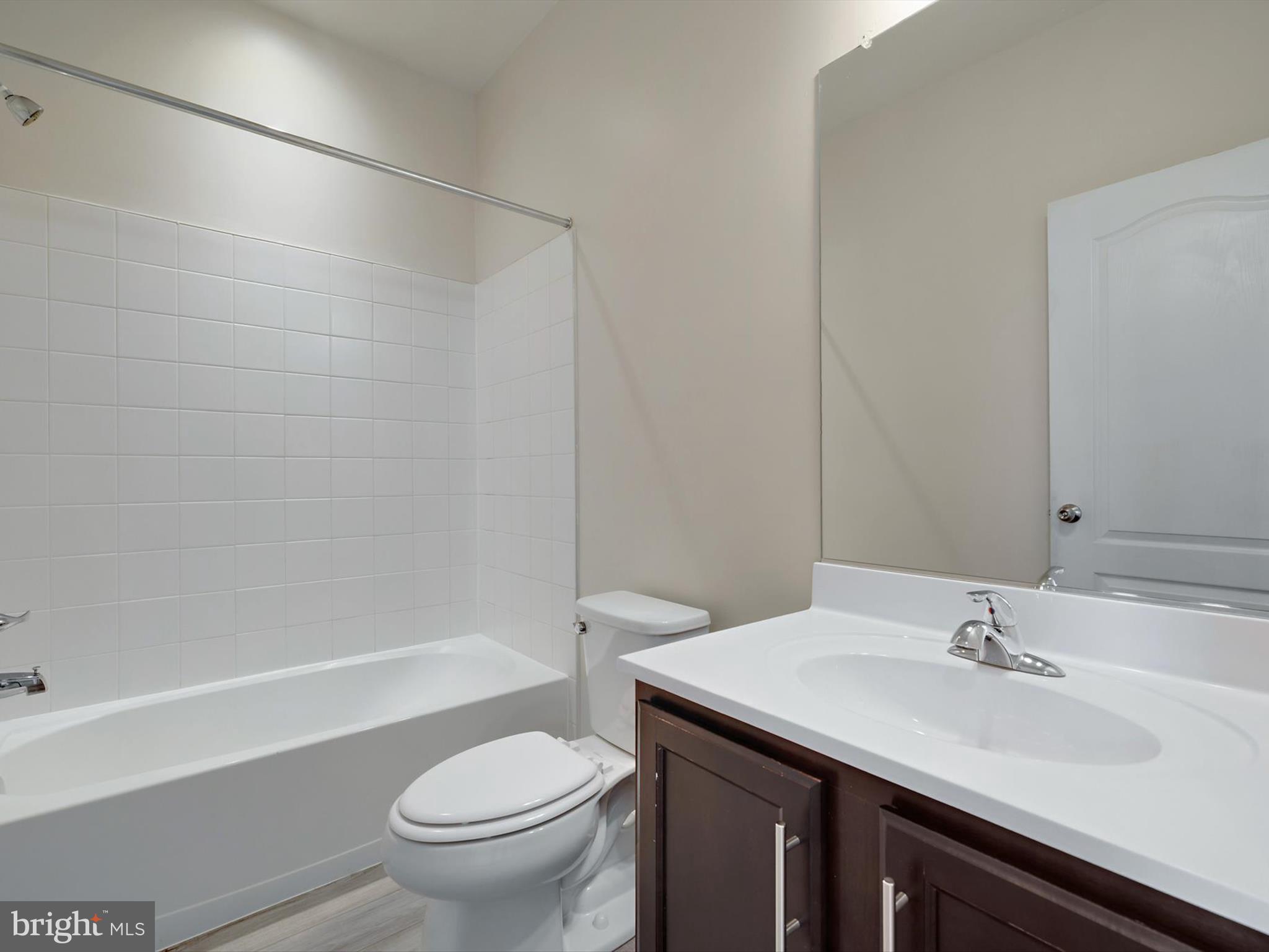 PARKSIDE AT WESTPHALIA - Residential