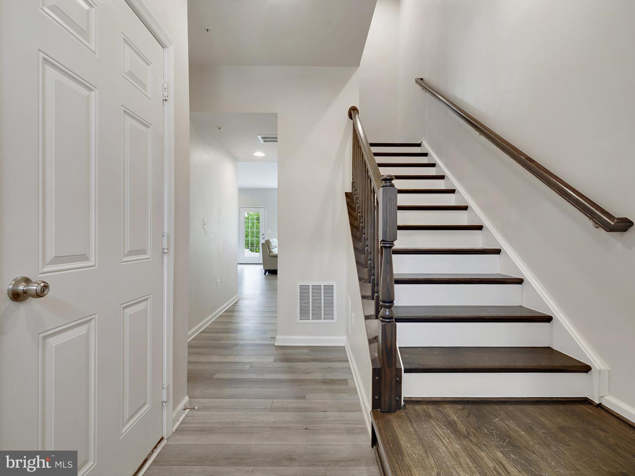 3404 GENTLE BREEZE DRIVE