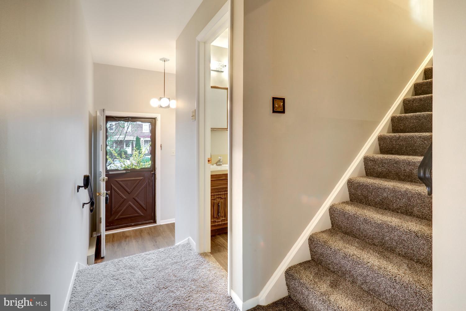 CABBAGE HILL - Residential