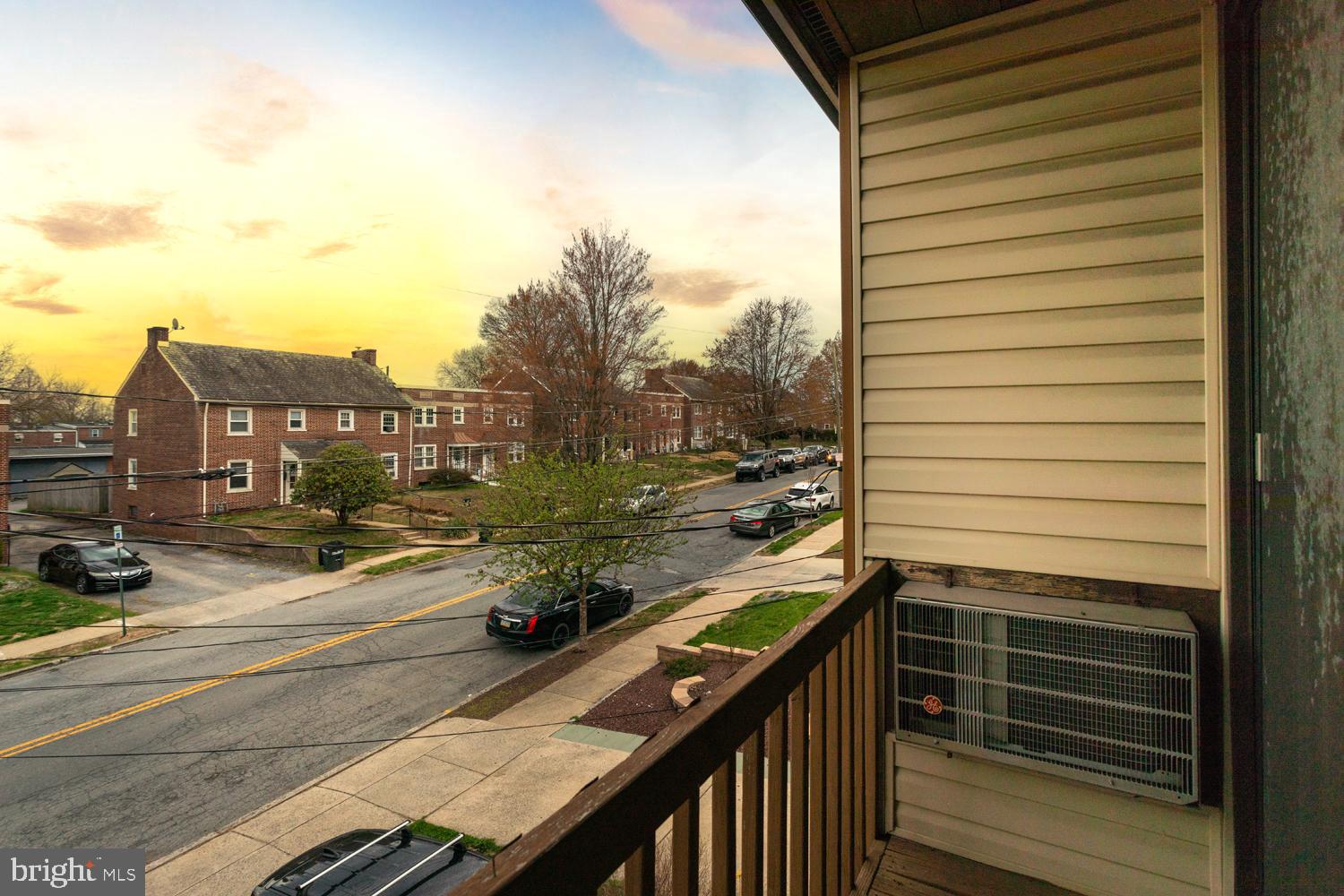 CABBAGE HILL - Residential