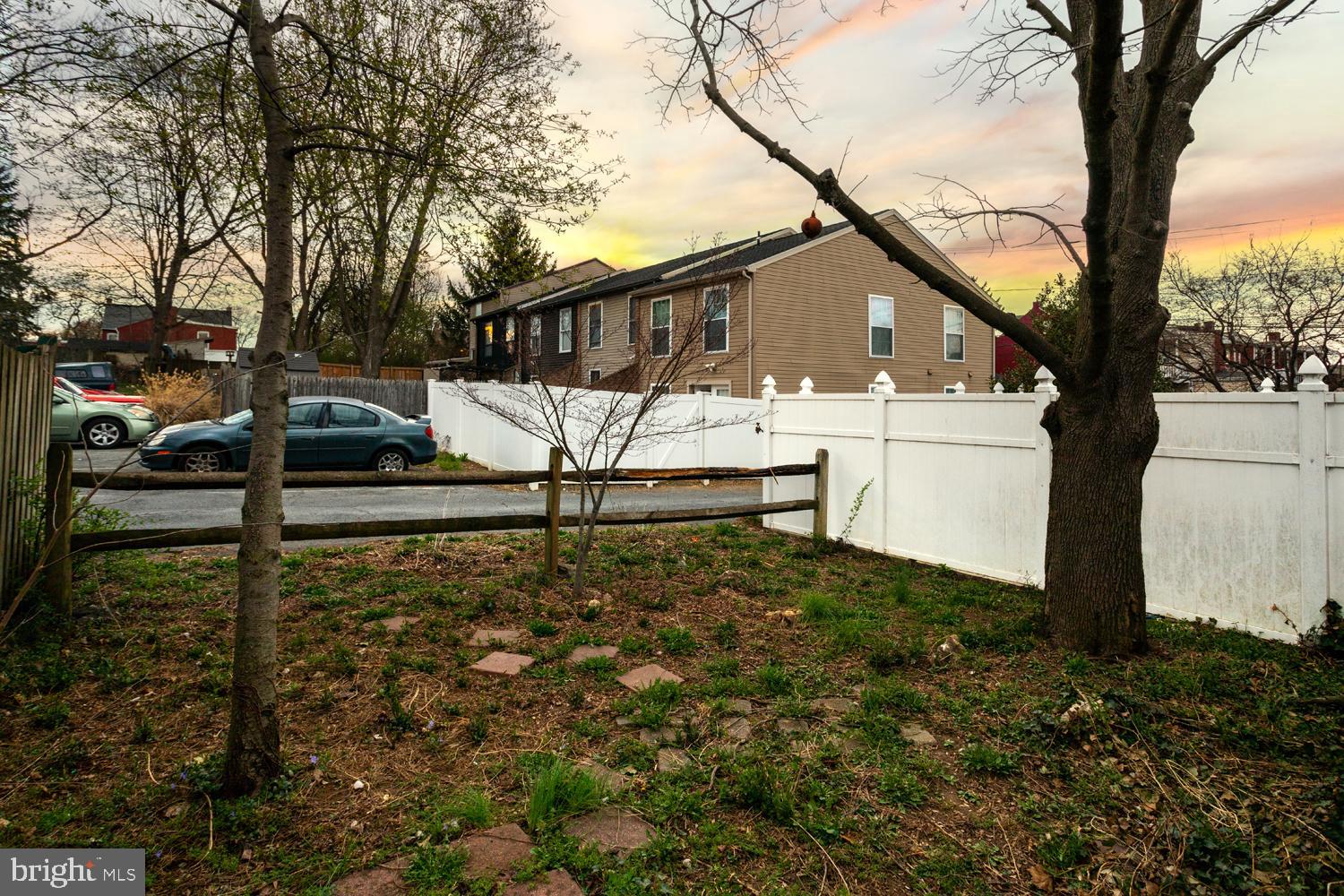 CABBAGE HILL - Residential