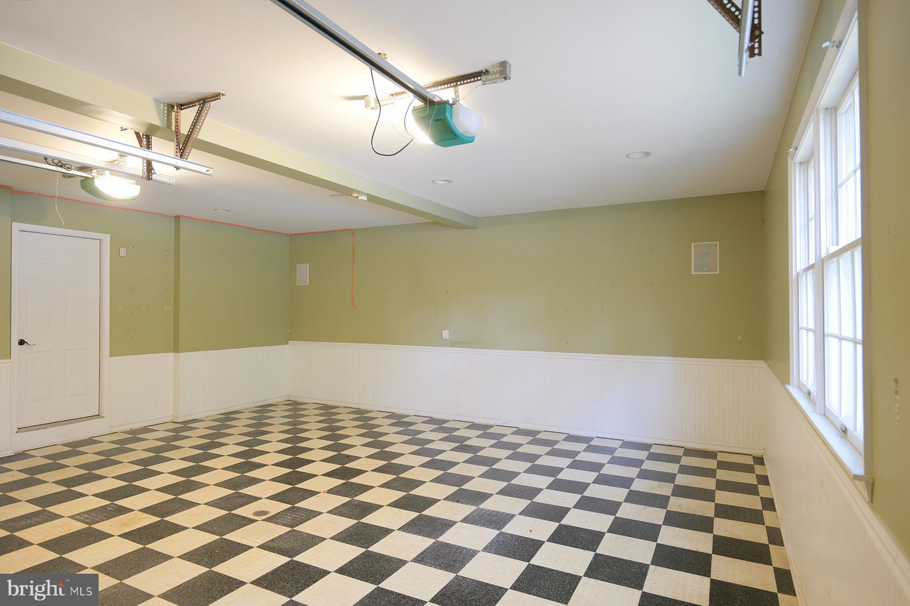 NORTH GATE TOWNE HOMES - Residential