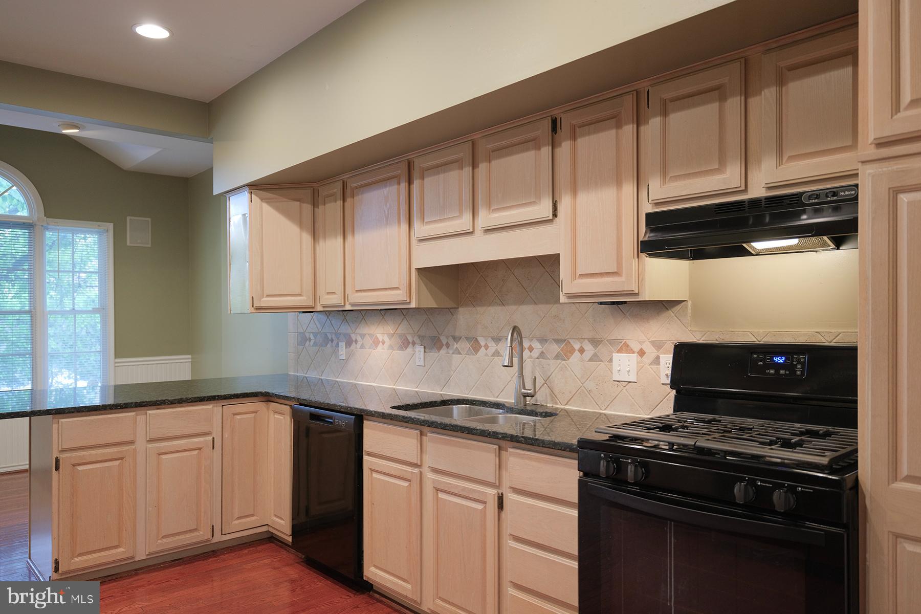 NORTH GATE TOWNE HOMES - Residential