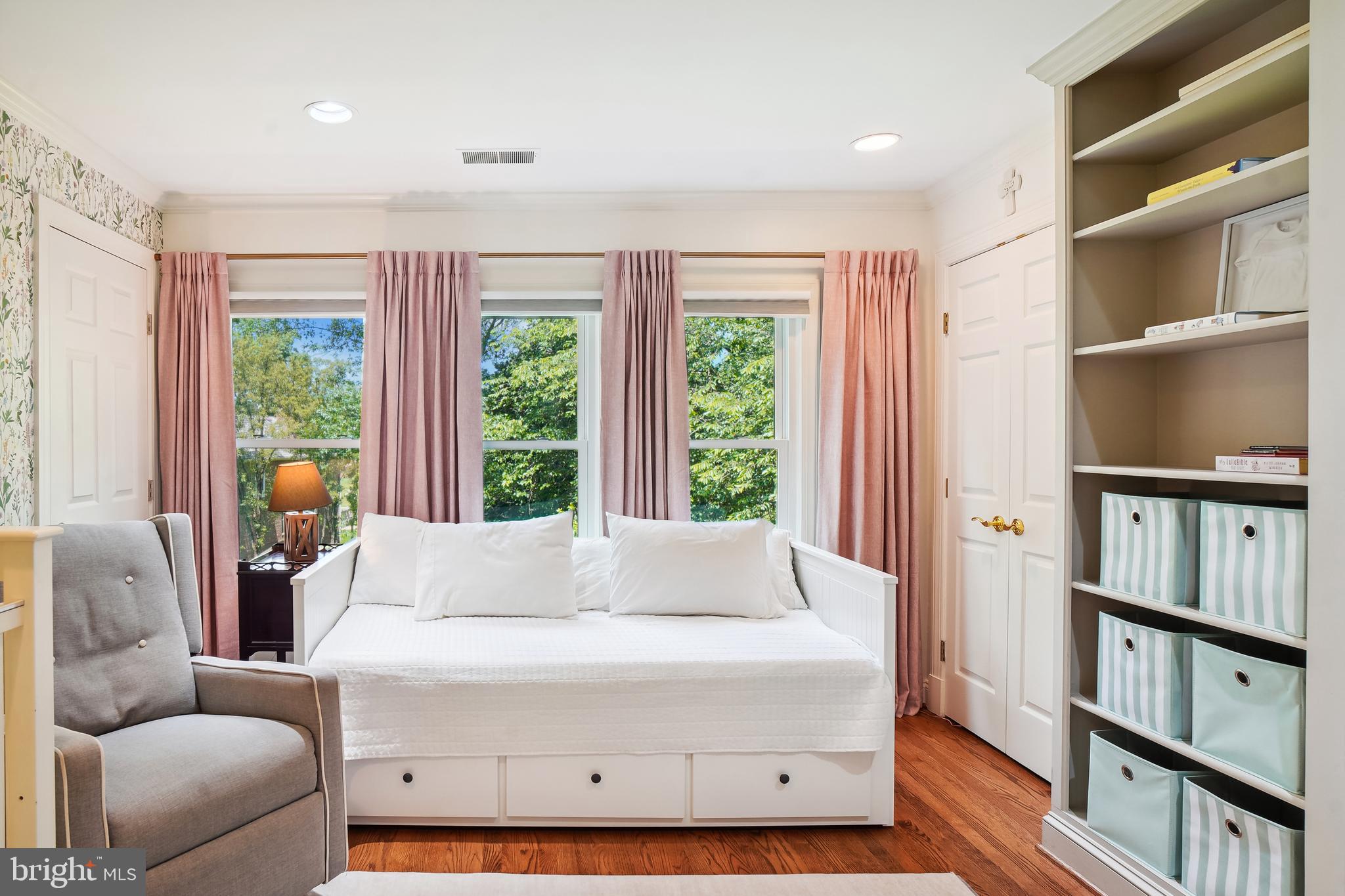 AVENEL - Residential