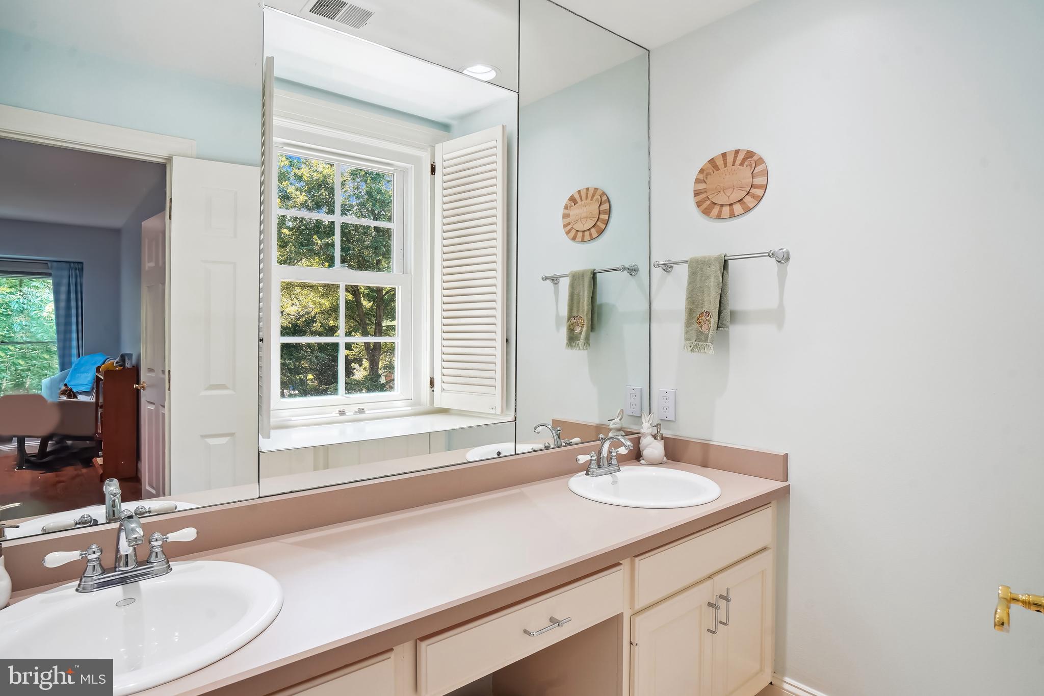 AVENEL - Residential