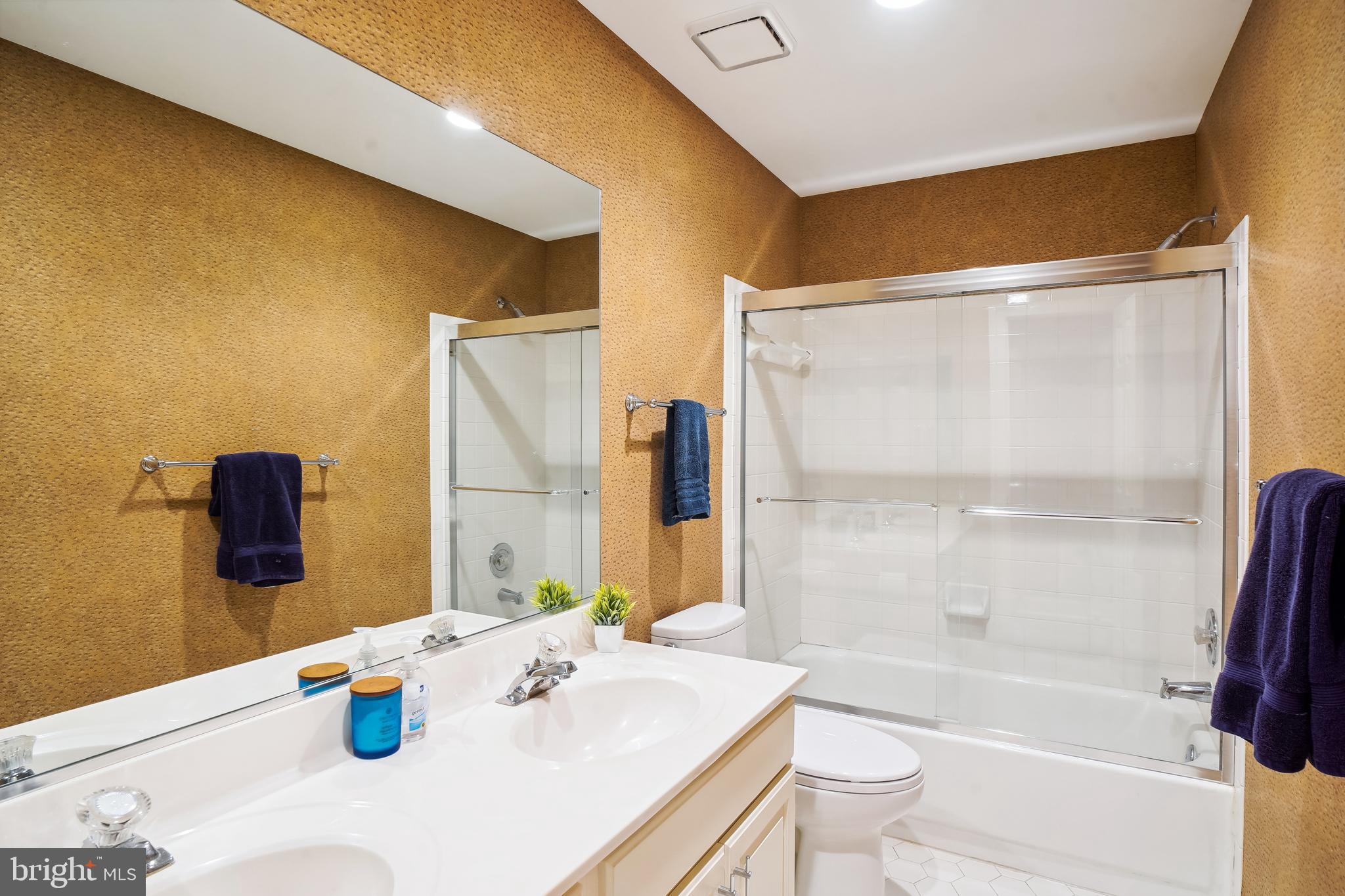 AVENEL - Residential