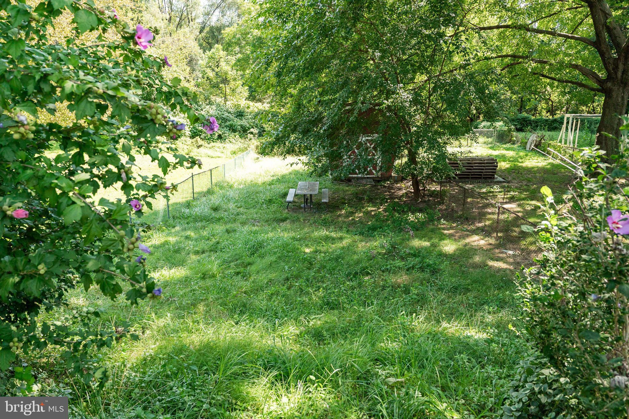 SHARON HILL - Residential