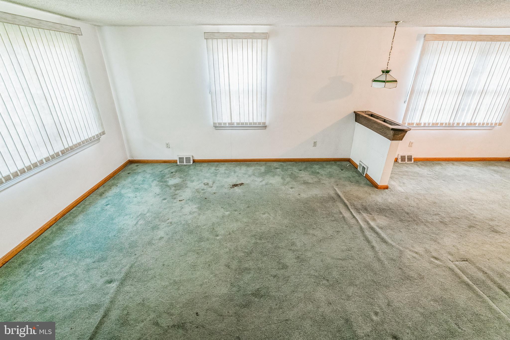 SHARON HILL - Residential