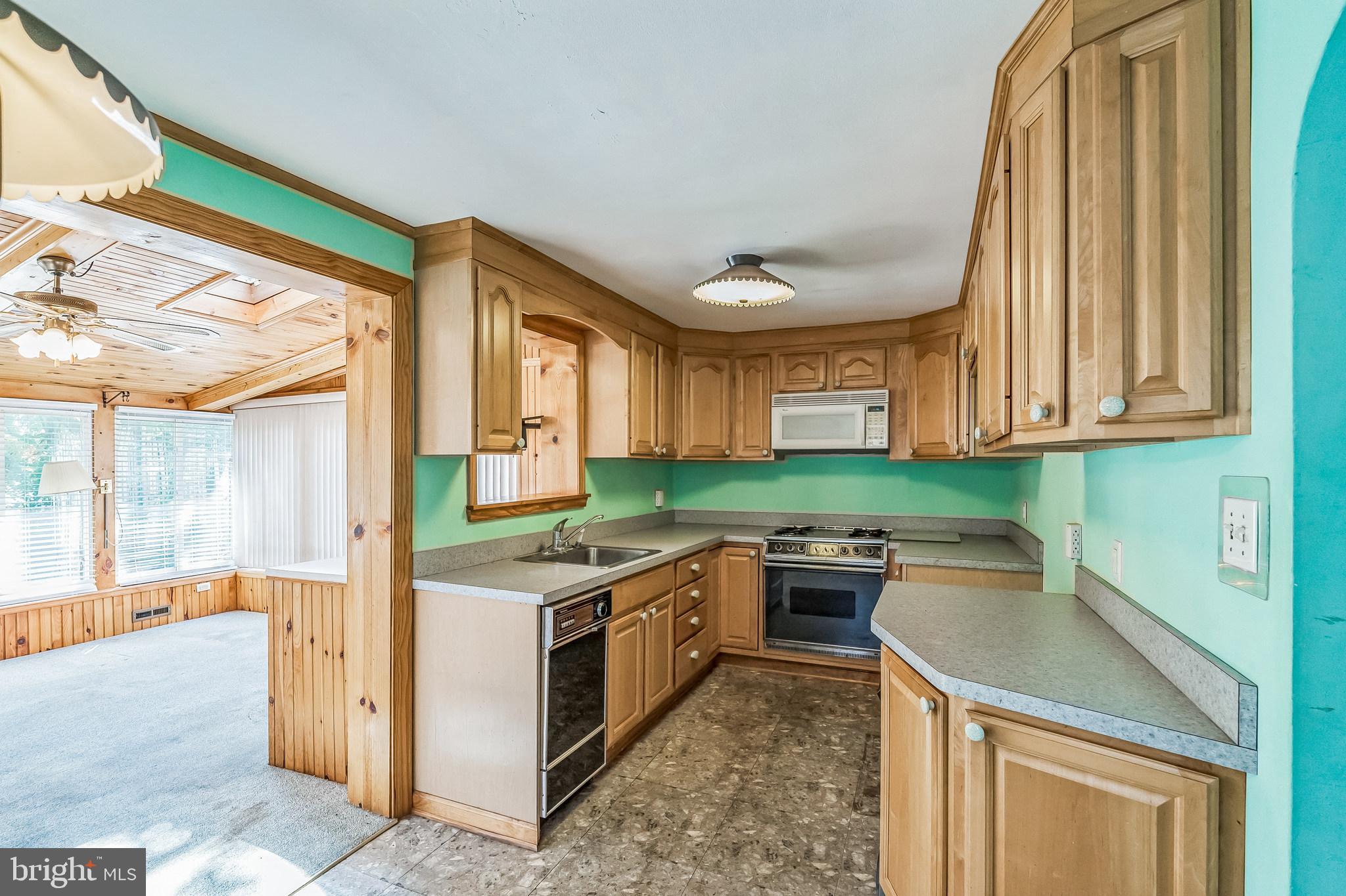 SHARON HILL - Residential