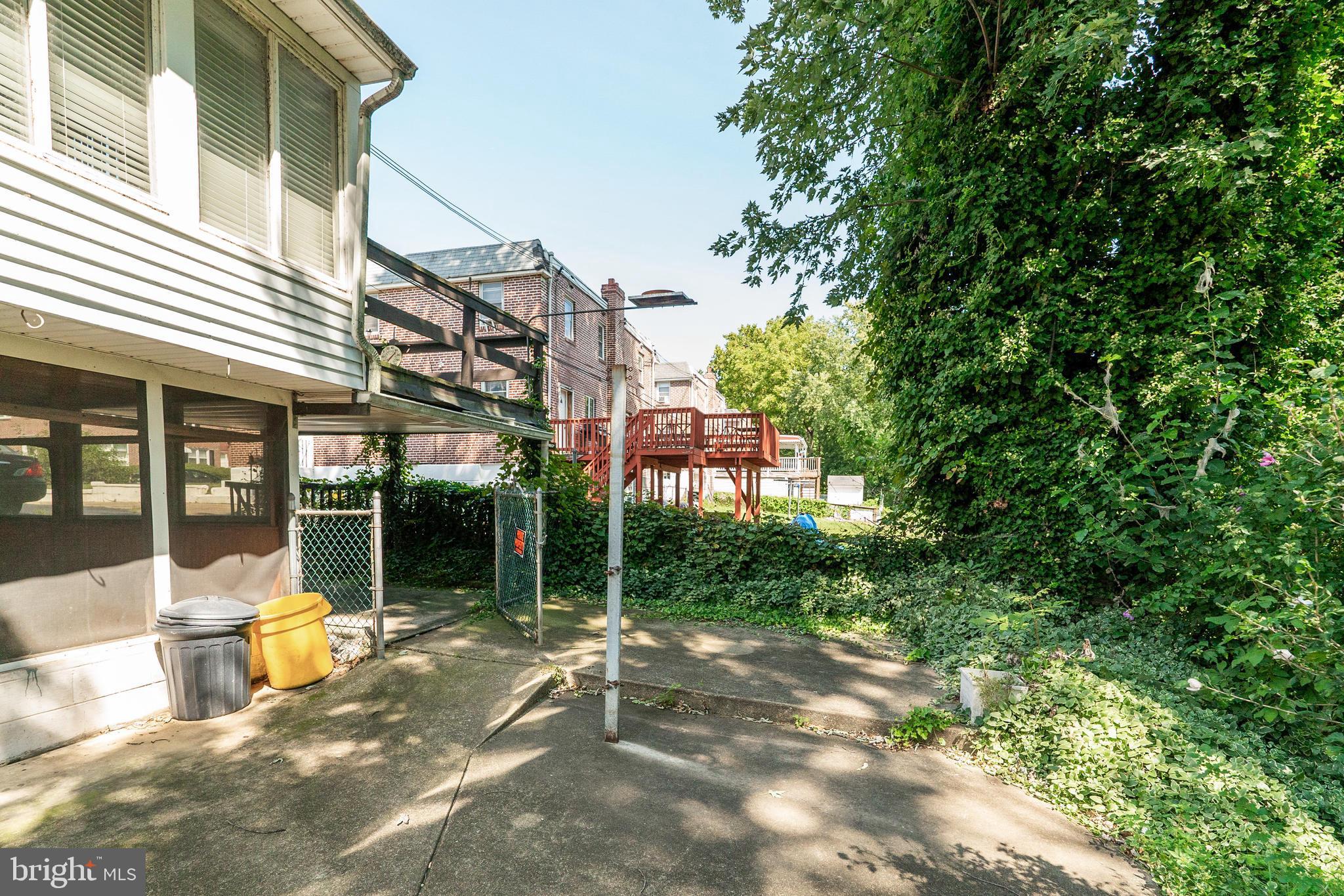 SHARON HILL - Residential