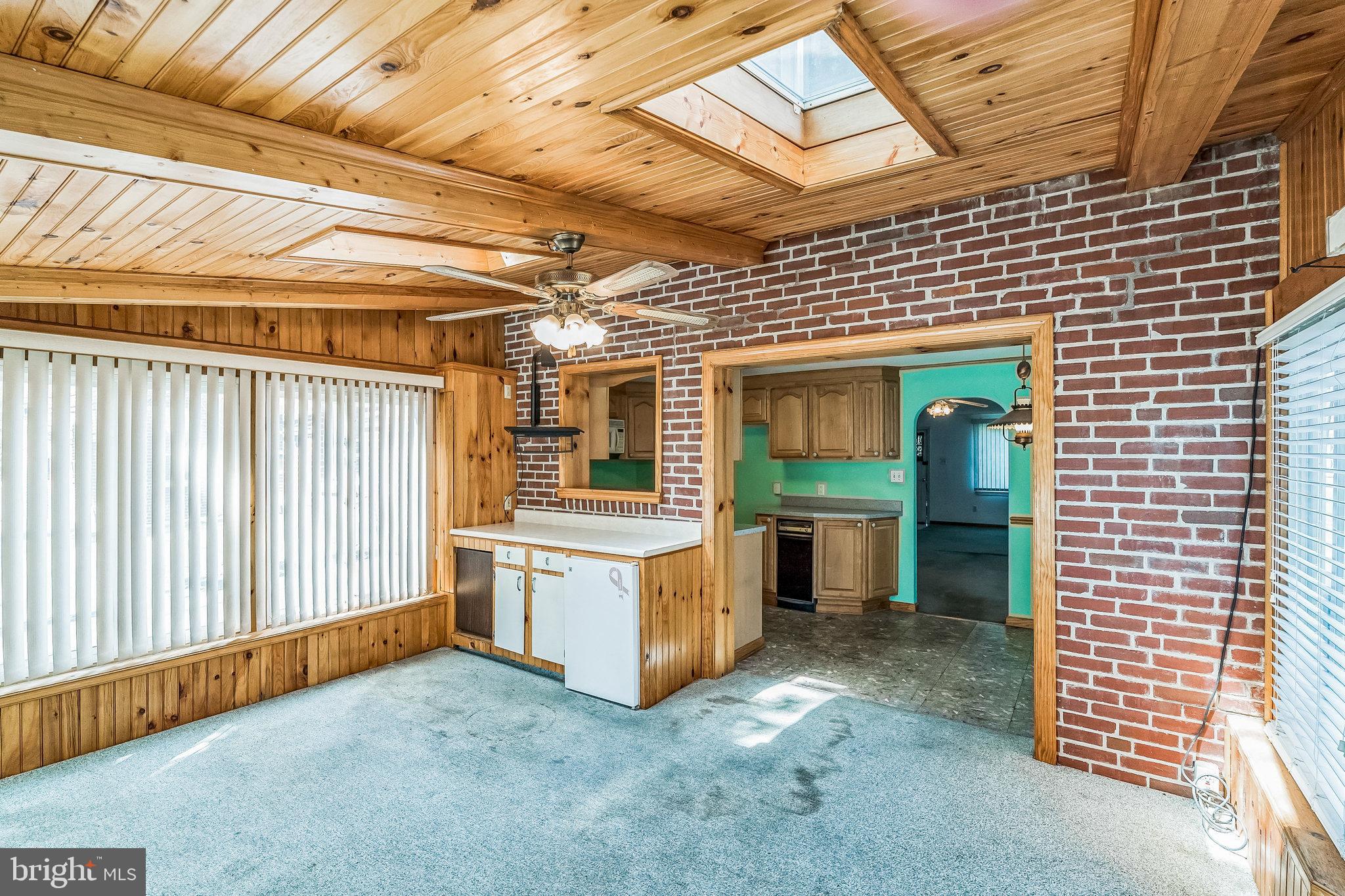 SHARON HILL - Residential