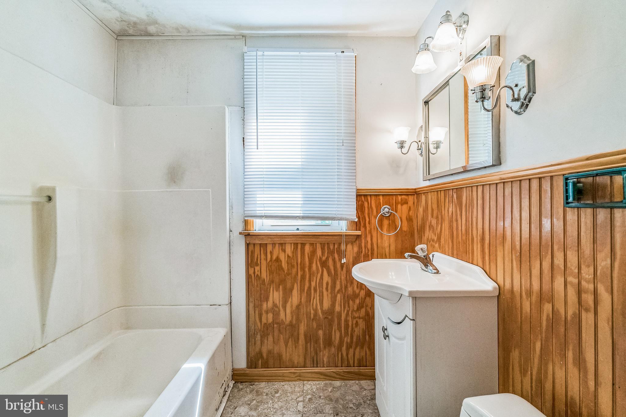 SHARON HILL - Residential