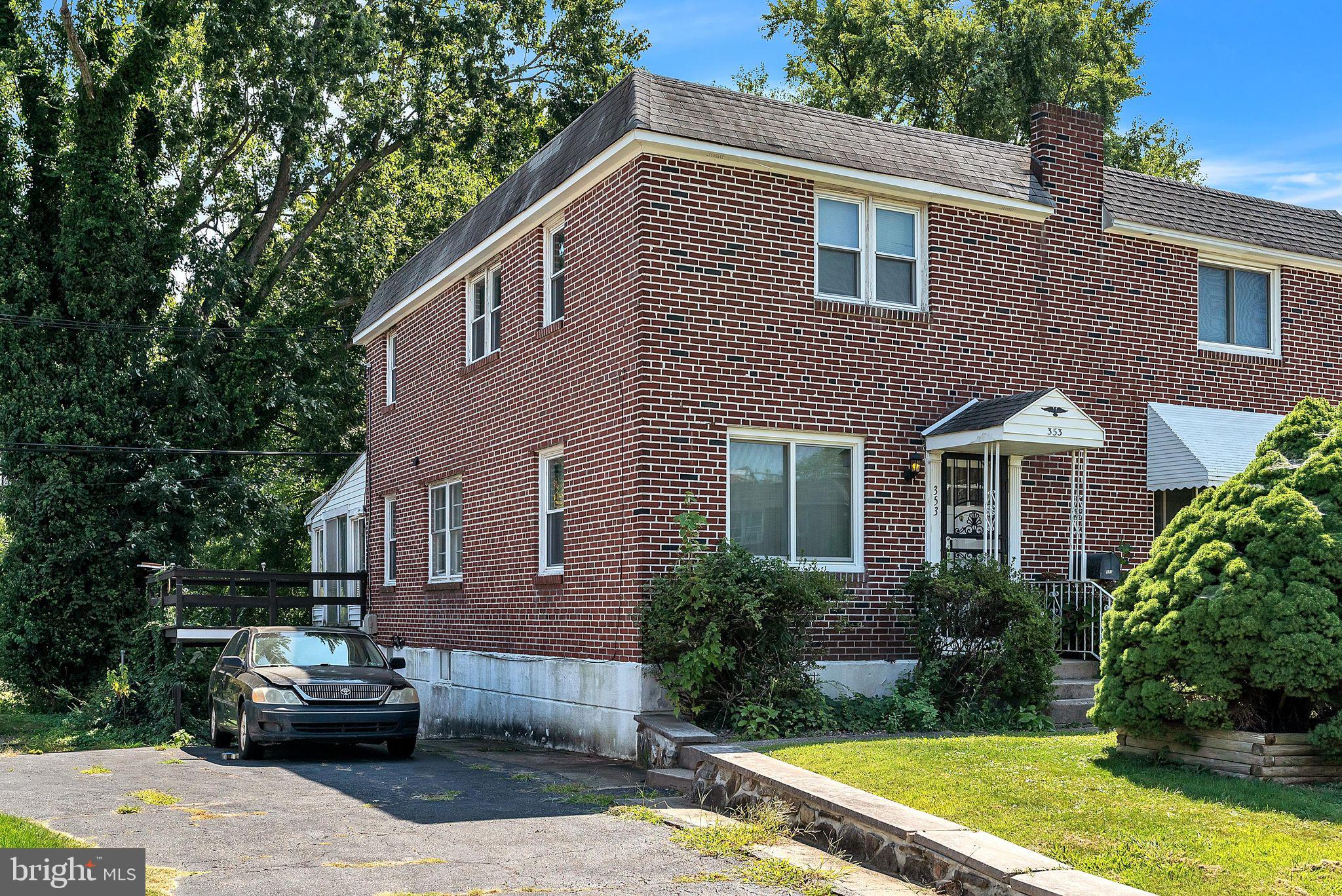 SHARON HILL - Residential