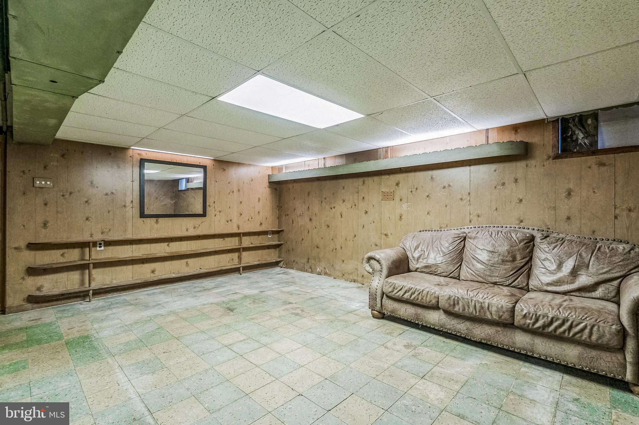 SHARON HILL - Residential