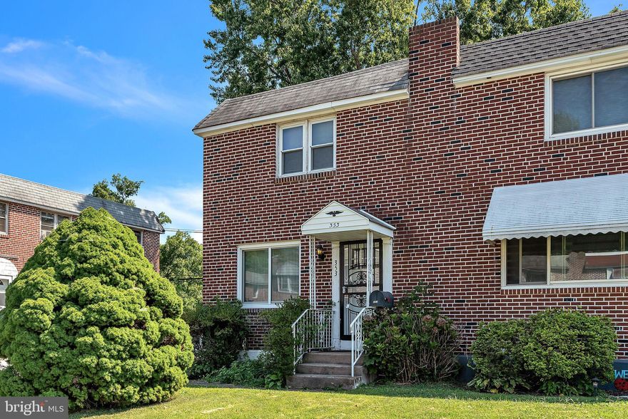 Conveniently located to shopping, public transportation and Philadelphia, this Sharon Hill twin has so much to offer.  Enter into the open concept layout that has plenty of space for entertaining the whole family.  The first floor features a huge living room and dining room area.  The eat in kitchen has gas cooking and opens up to the rear sunroom addition with skylights and deck access.  There is also a powder room located on the first floor.  Heading upstairs you will find 3 generously sized bedrooms and a hall bath with shower stall.  There is a finished basement which houses the laundry facilities, a workshop area, a storage room and an exit to the rear yard.  This home is priced right to allow you to make it your own, and also offers a newer hot water heater and a/c unit.  Schedule your showing today and celebrate the holidays with the pride of home ownership. Sold in As Is condition.