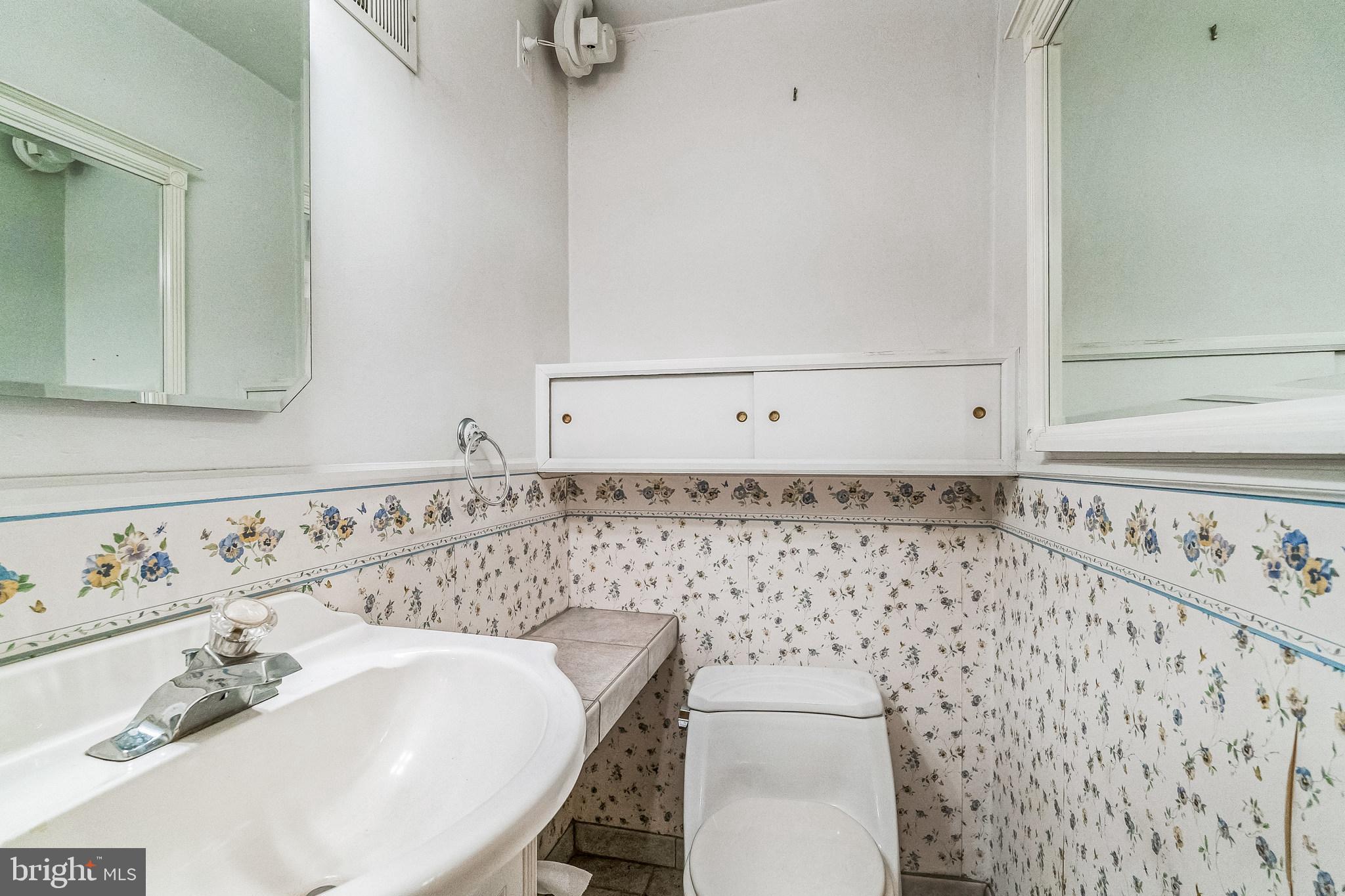 SHARON HILL - Residential