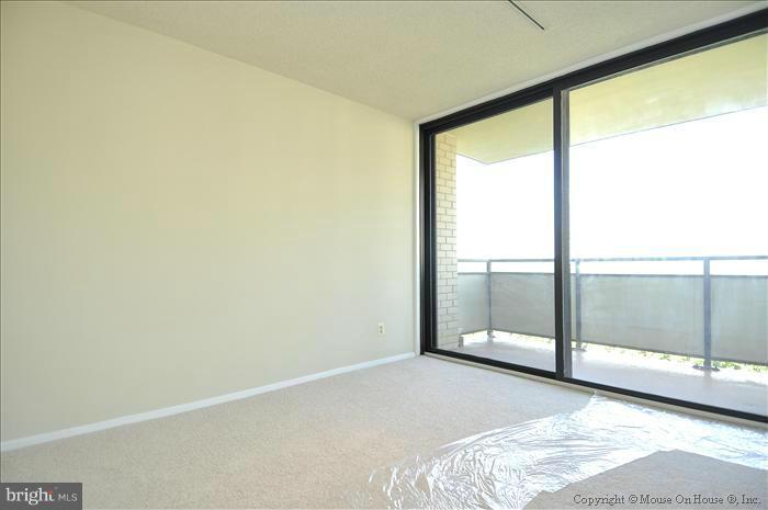 PROMENADE TOWERS - Residential Lease