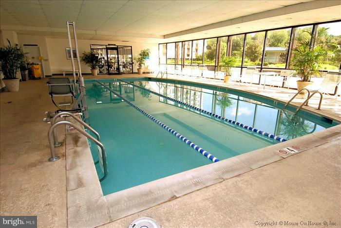 PROMENADE TOWERS - Residential Lease