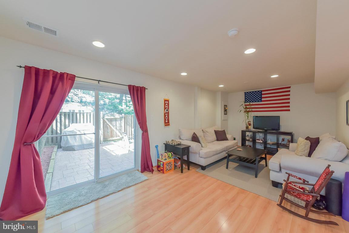 OLD MILL COMMUNITY - Residential