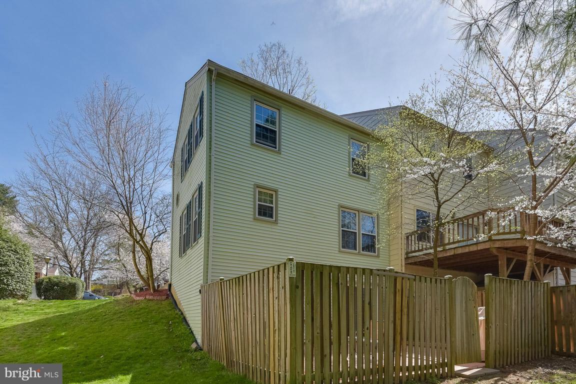 OLD MILL COMMUNITY - Residential