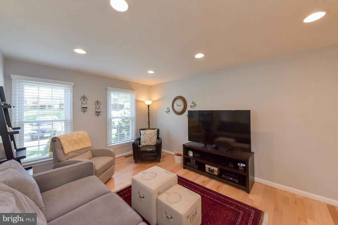 OLD MILL COMMUNITY - Residential