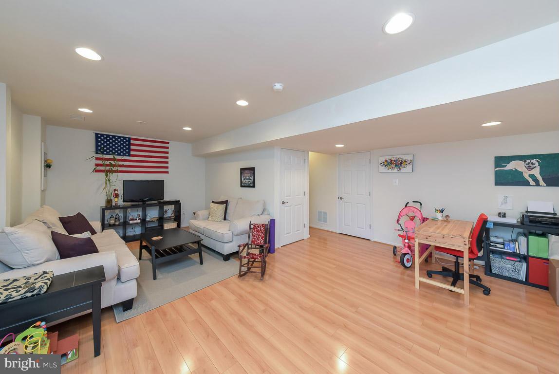 OLD MILL COMMUNITY - Residential