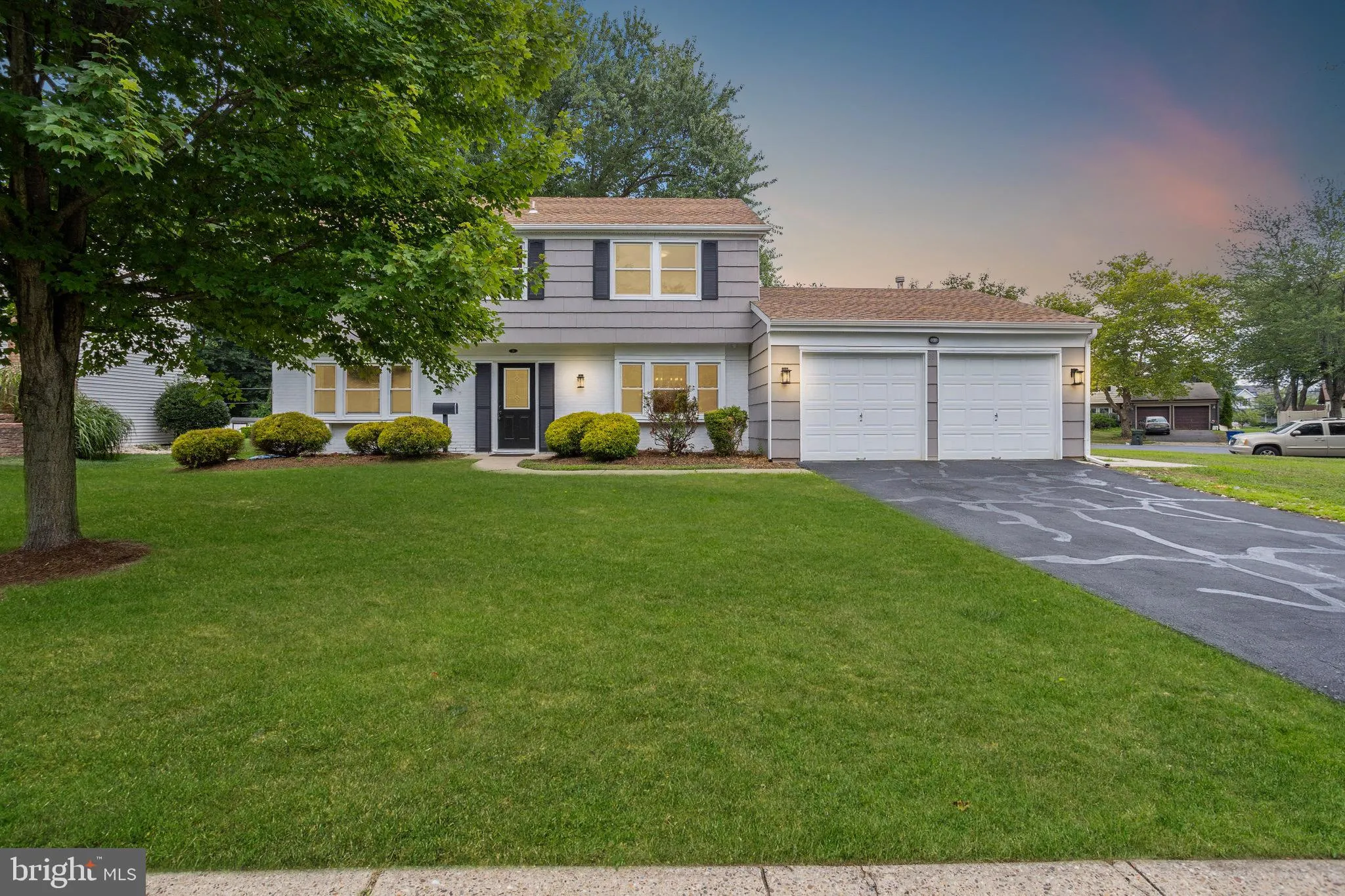 Willingboro, New Jersey 08046, United States, 4 Bedrooms Bedrooms, ,3 BathroomsBathrooms,Residential,Active,184211