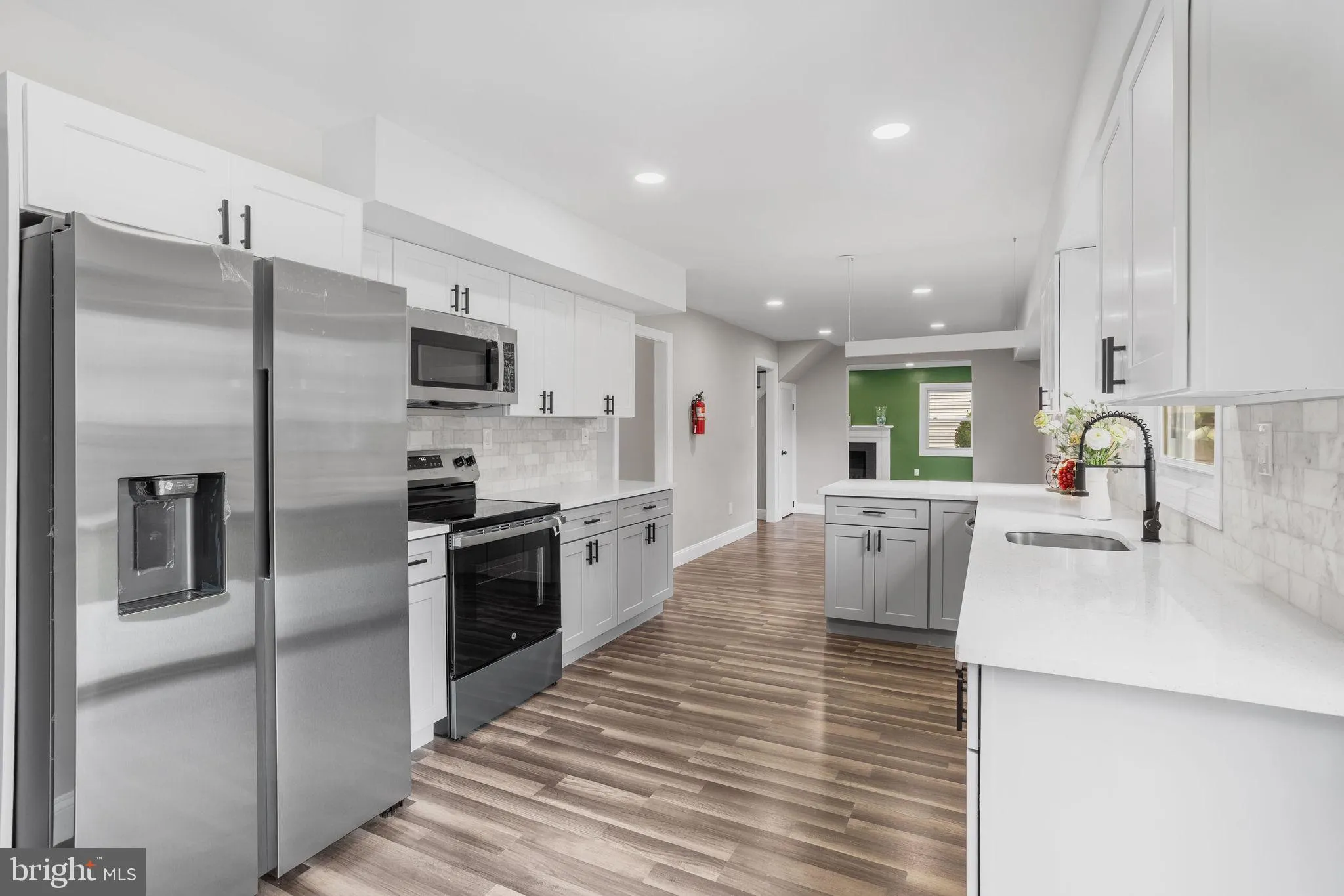 Willingboro, New Jersey 08046, United States, 4 Bedrooms Bedrooms, ,3 BathroomsBathrooms,Residential,Active,184211