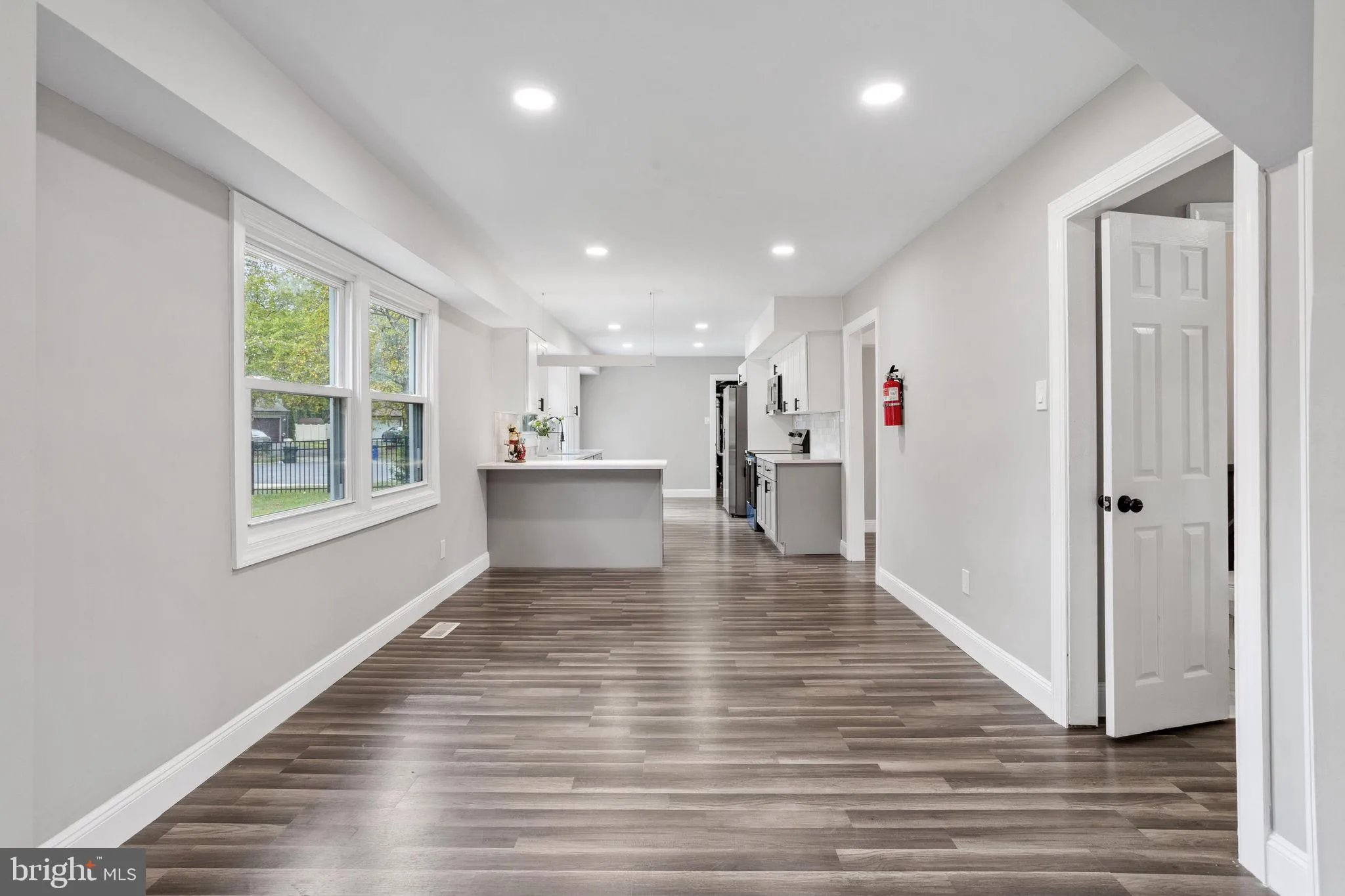 Willingboro, New Jersey 08046, United States, 4 Bedrooms Bedrooms, ,3 BathroomsBathrooms,Residential,Active,184211