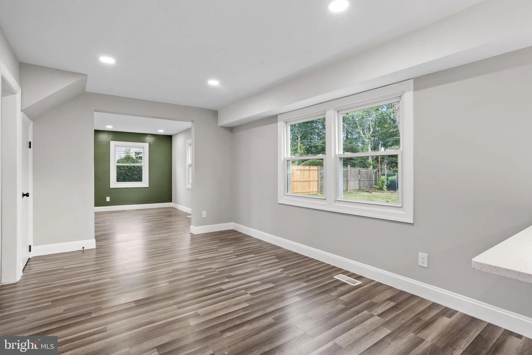 Willingboro, New Jersey 08046, United States, 4 Bedrooms Bedrooms, ,3 BathroomsBathrooms,Residential,Active,184211