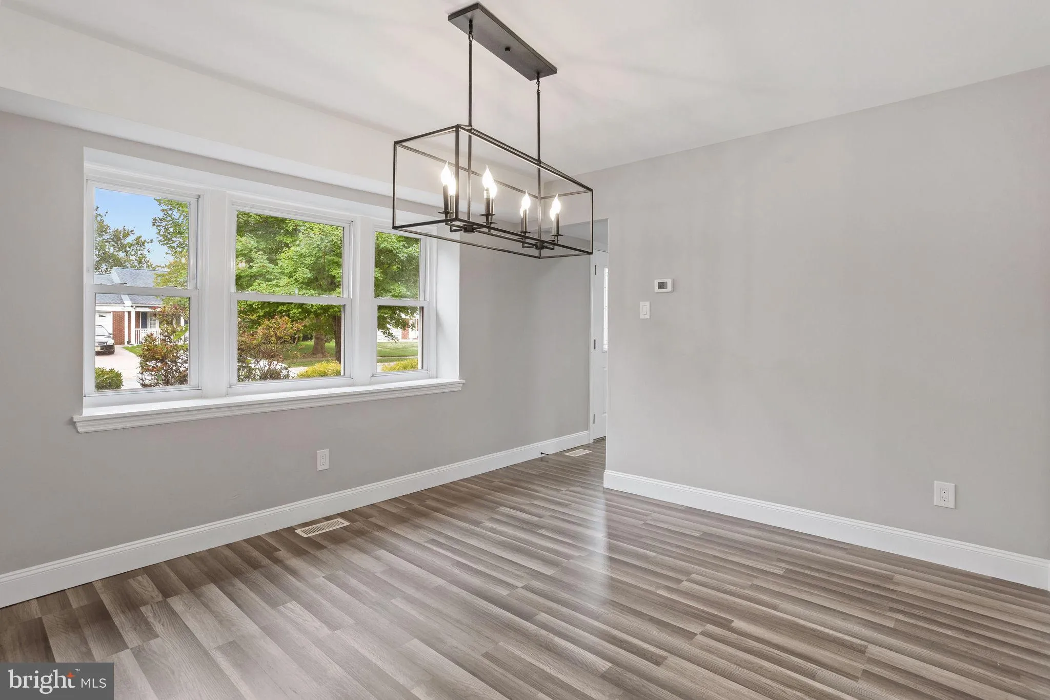 Willingboro, New Jersey 08046, United States, 4 Bedrooms Bedrooms, ,3 BathroomsBathrooms,Residential,Active,184211