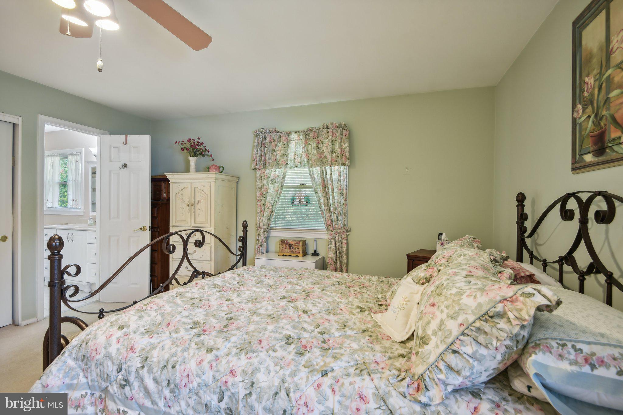 COLLINGWOOD ESTATES - Residential