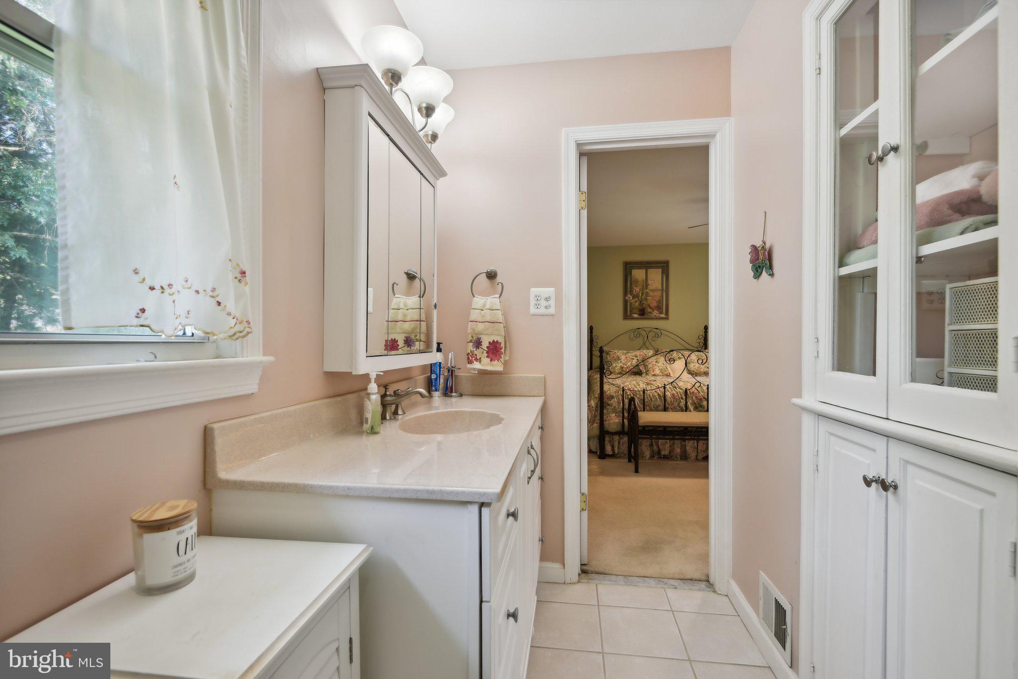 COLLINGWOOD ESTATES - Residential