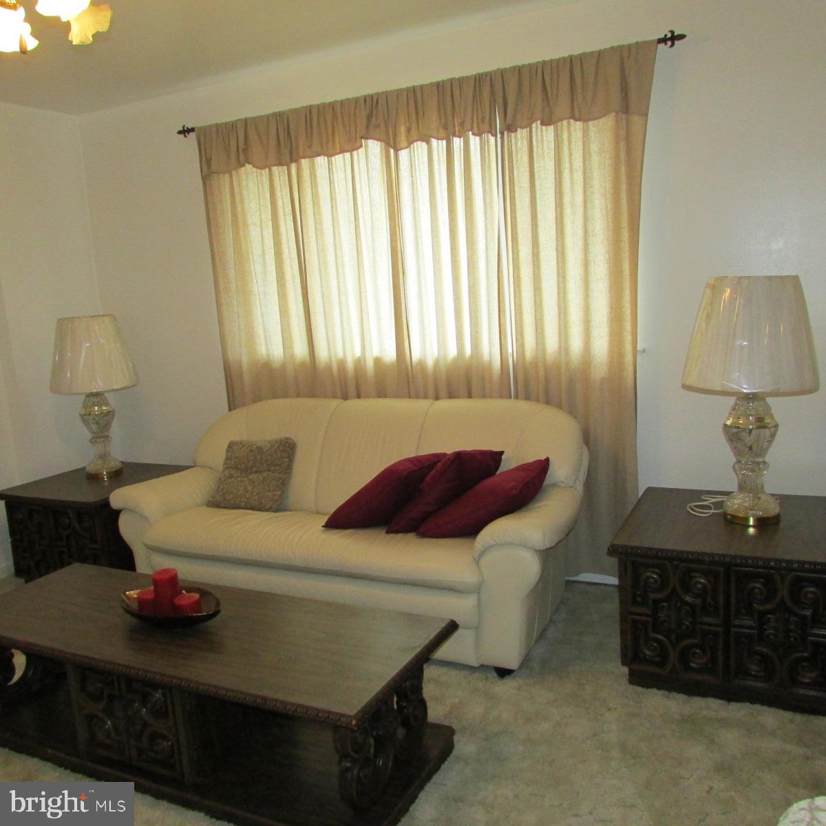 RAY PARK ESTATES - Residential