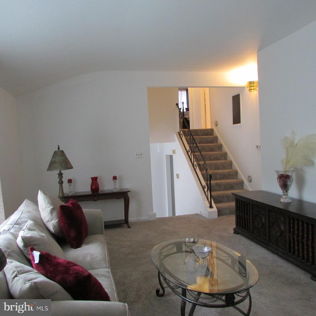 RAY PARK ESTATES - Residential