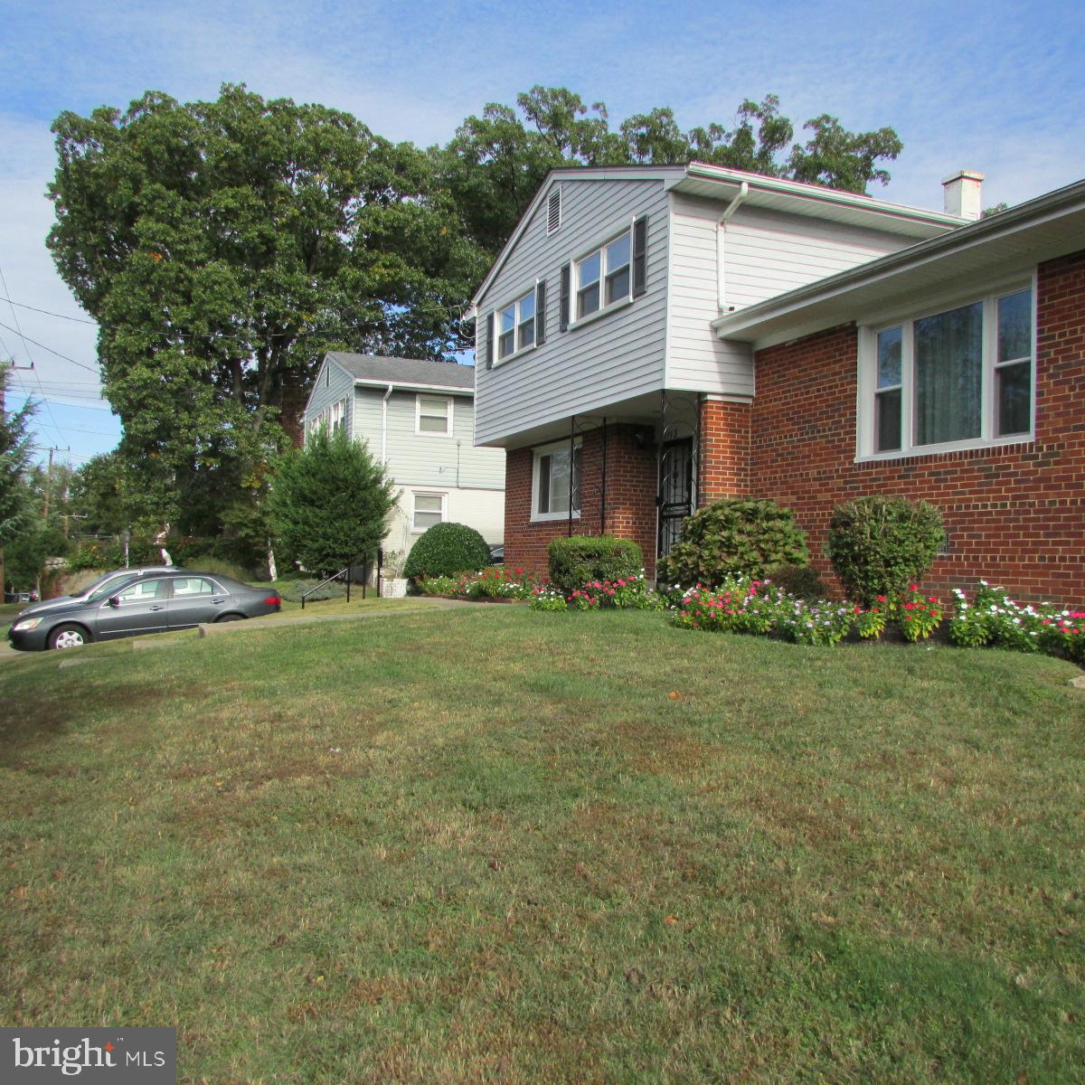 RAY PARK ESTATES - Residential