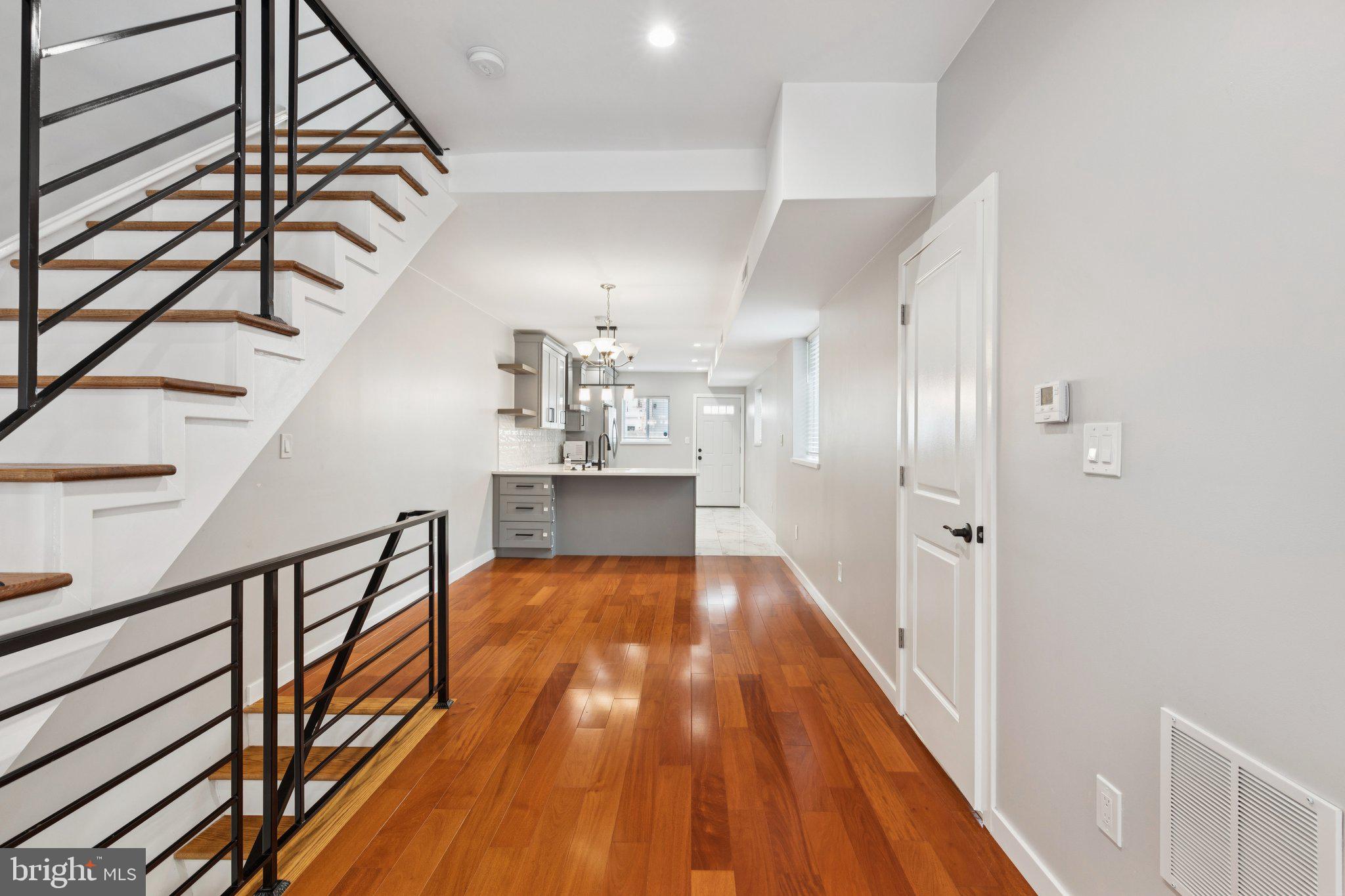 PHILADELPHIA - Residential