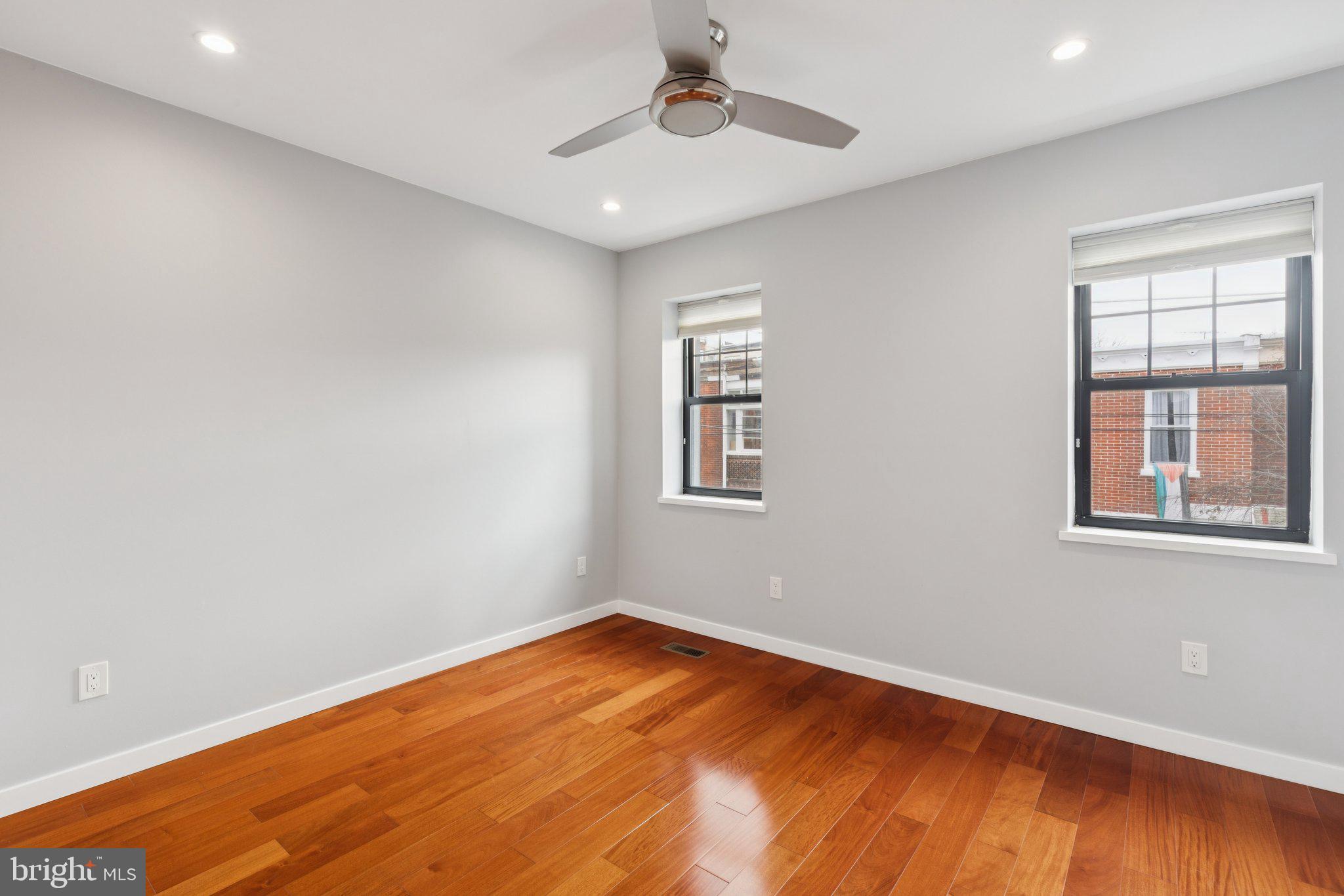 PHILADELPHIA - Residential