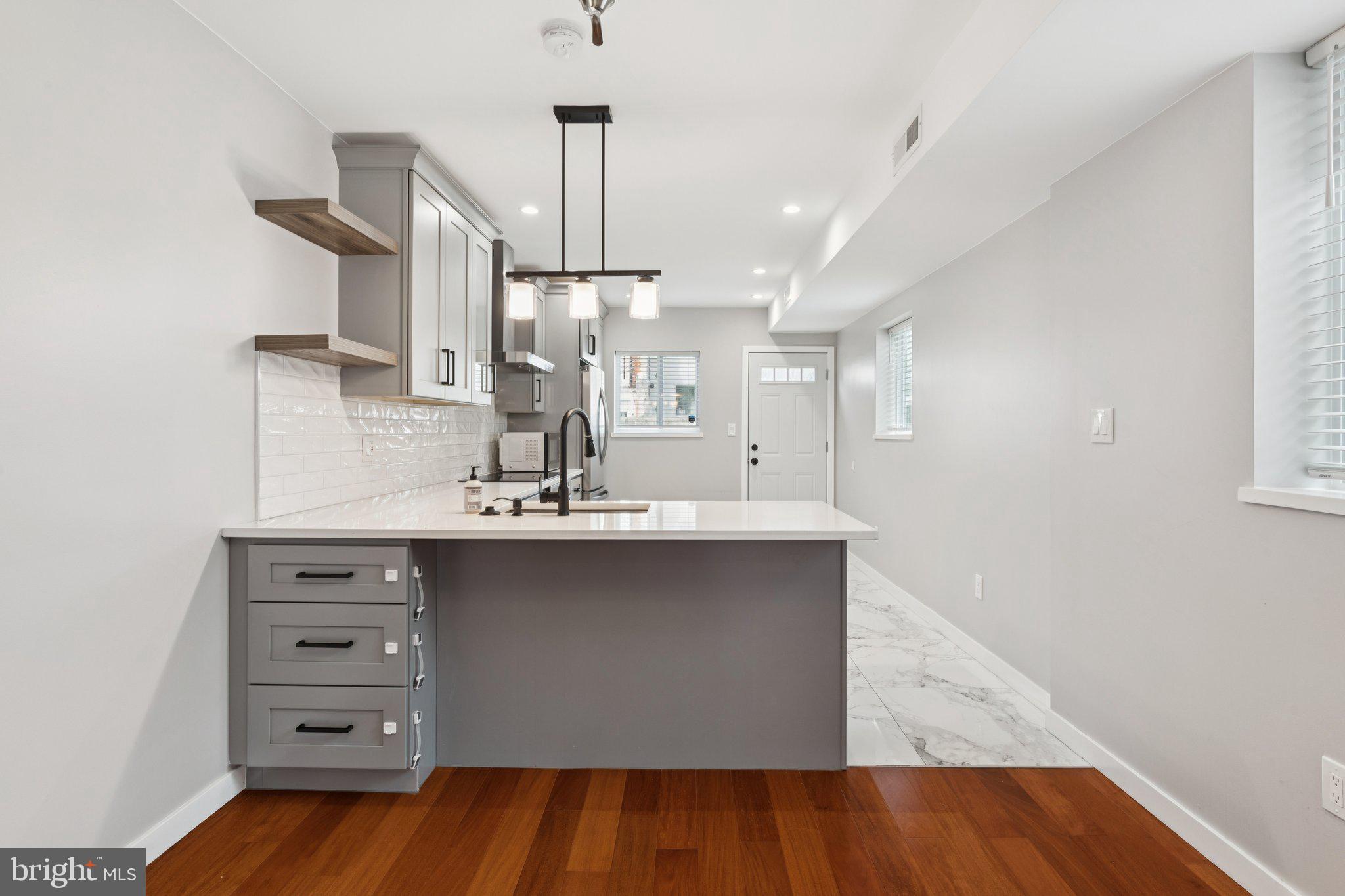 PHILADELPHIA - Residential