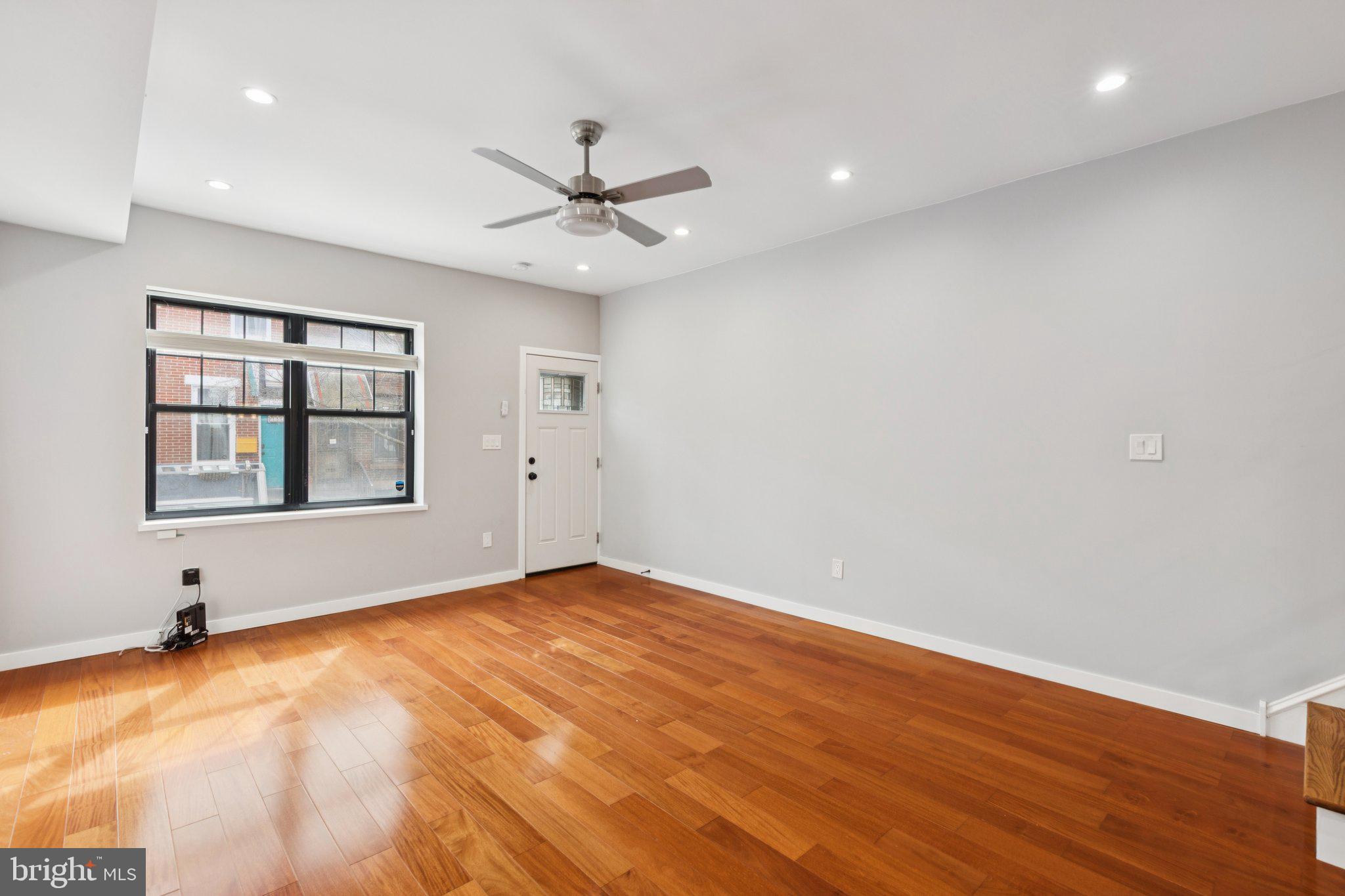 PHILADELPHIA - Residential