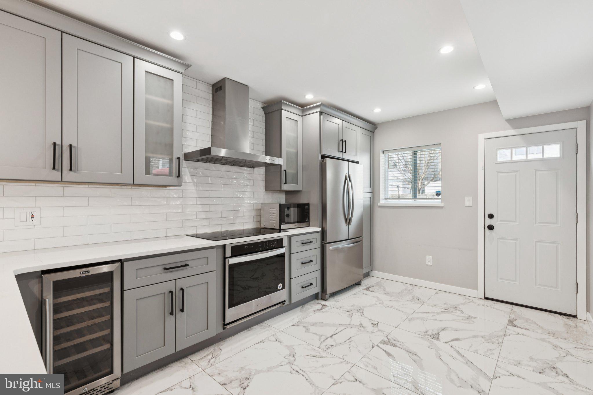 PHILADELPHIA - Residential